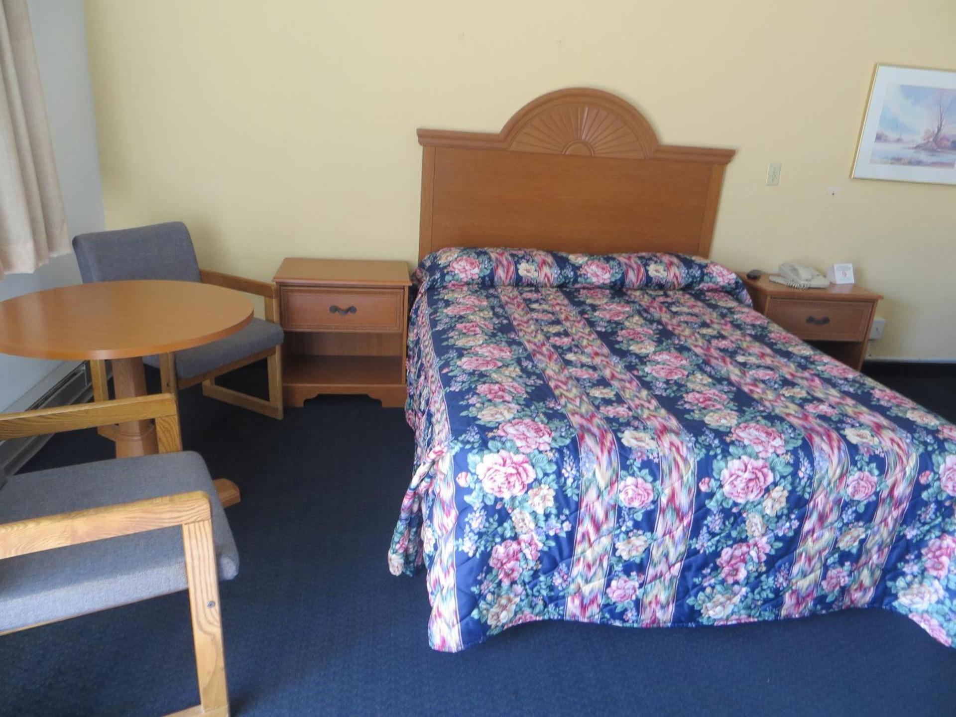 Budget Inn Adair photo 14