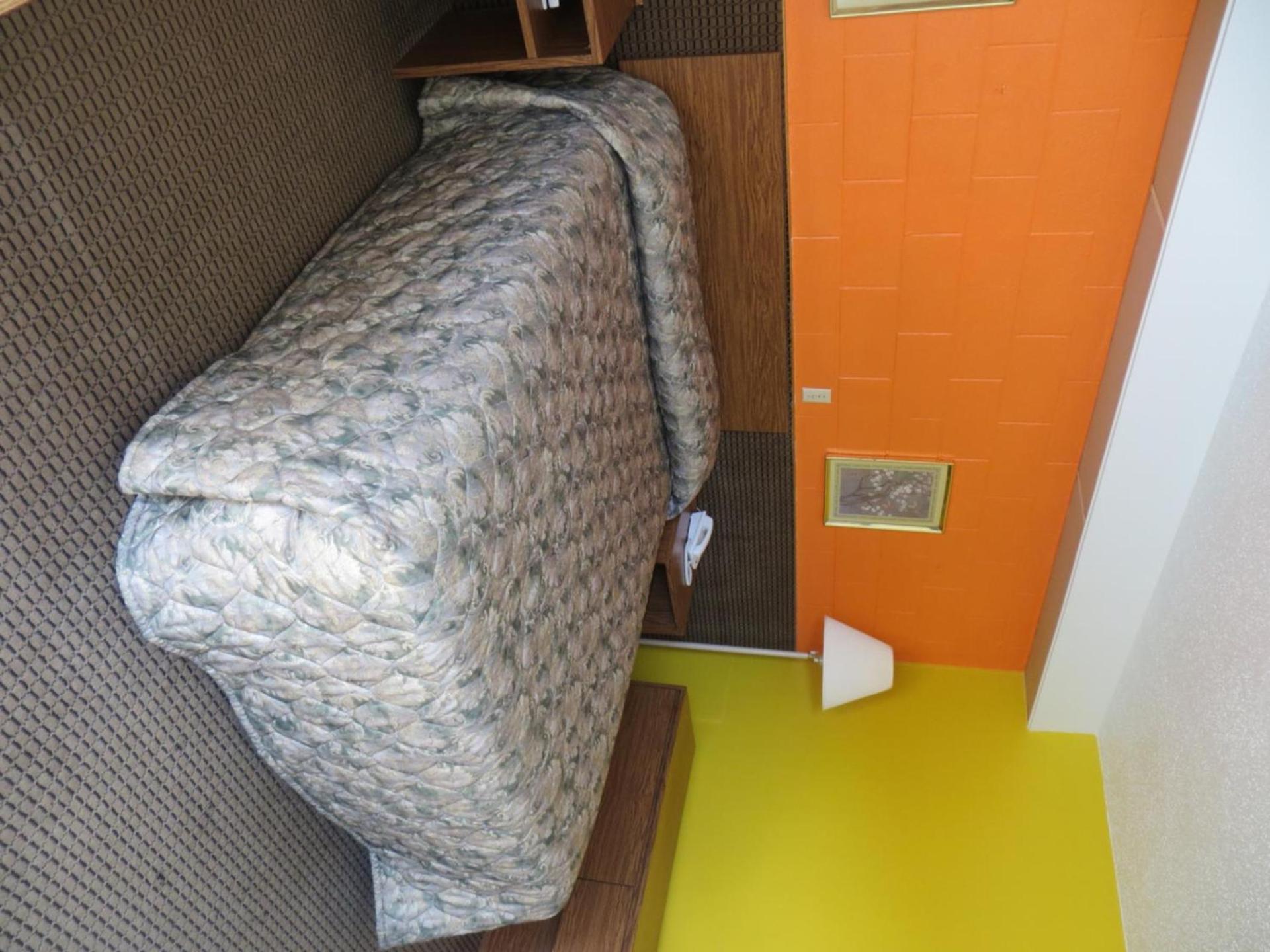 Budget Inn Adair photo 10