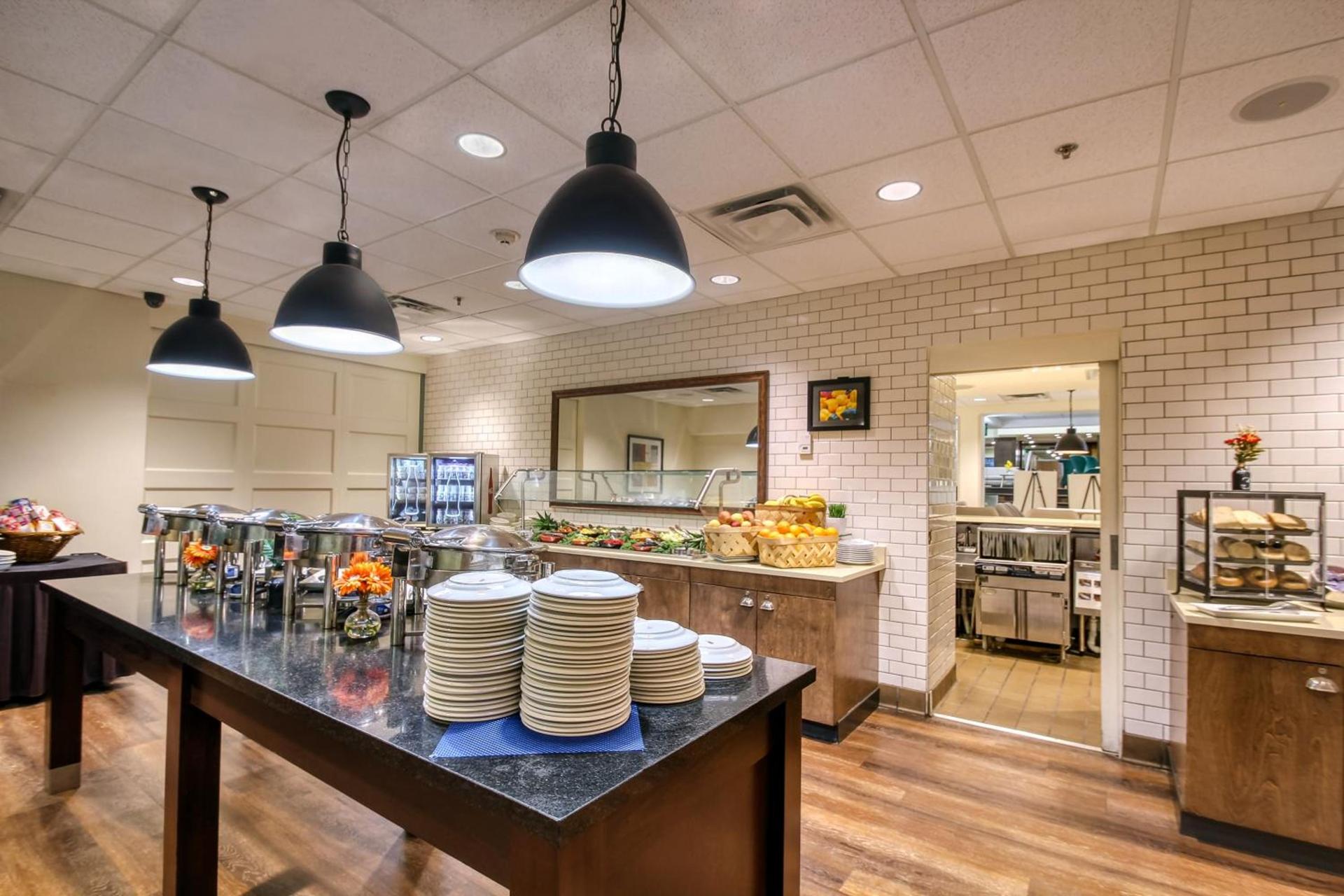 Holiday Inn & Suites Atlanta Airport North by IHG photo 5