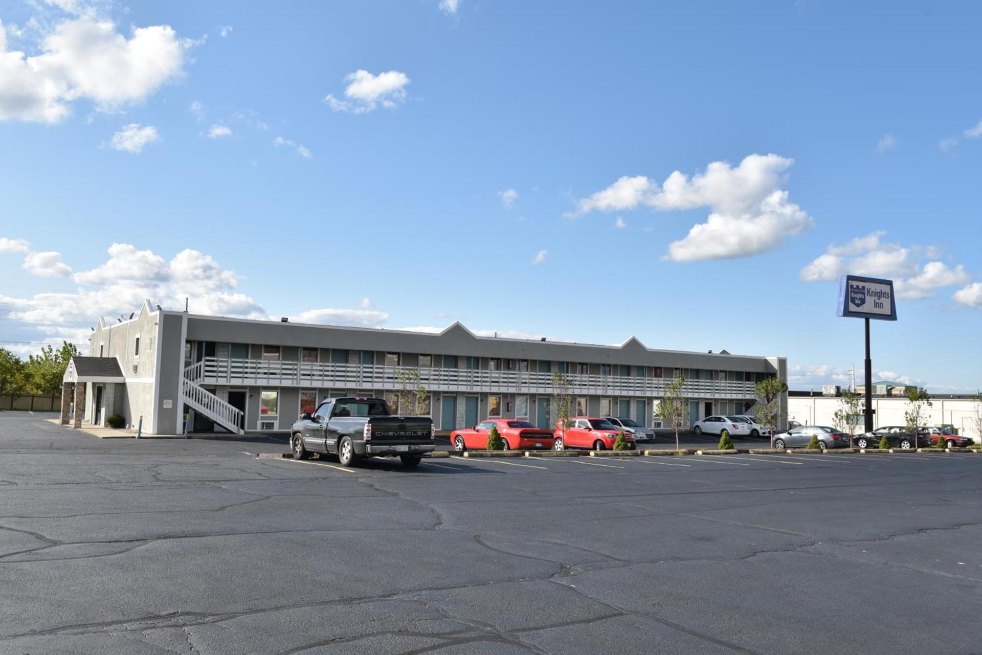 Knights Inn Merrillville photo 2