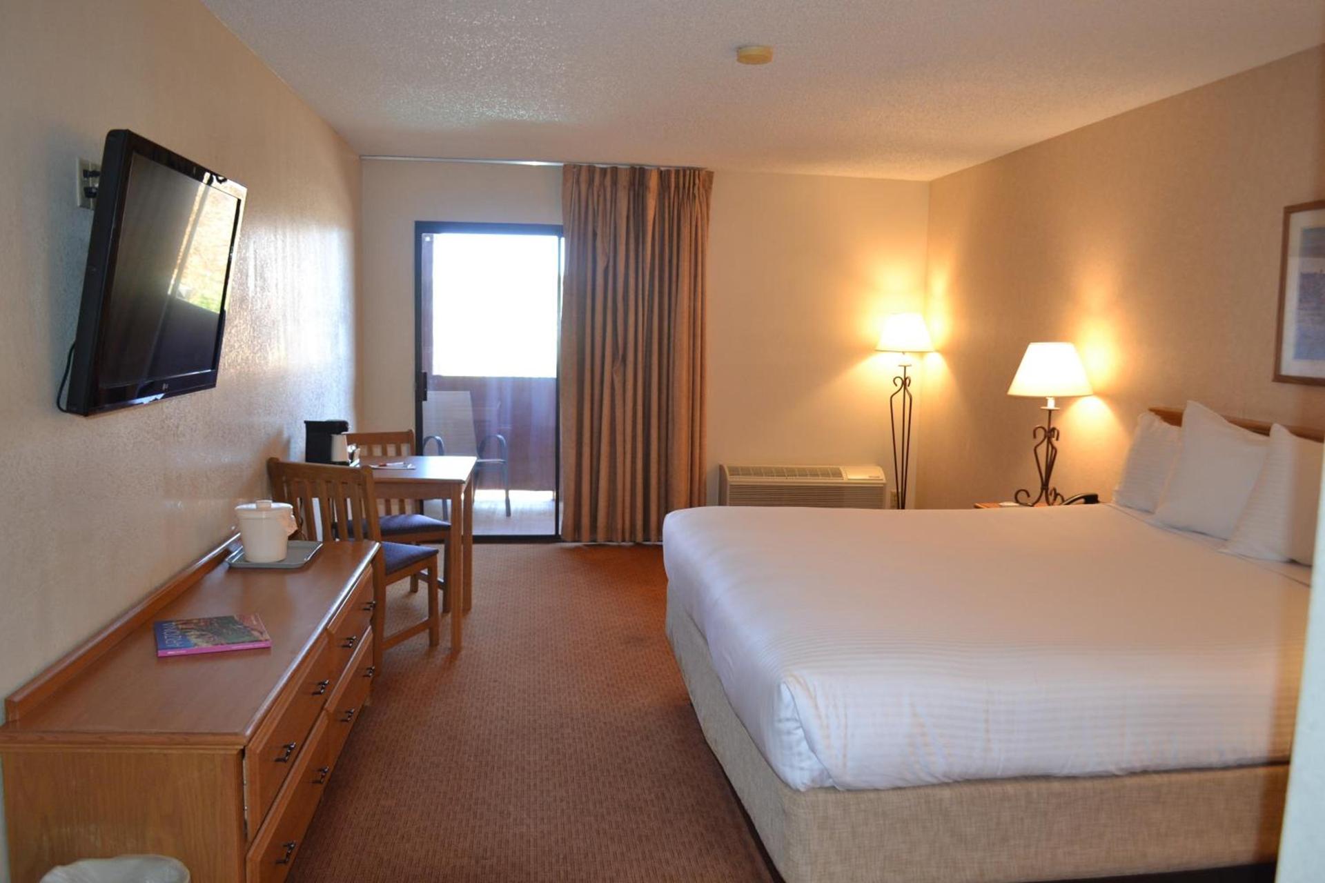 The Lodge at Cliff Castle Casino photo 8