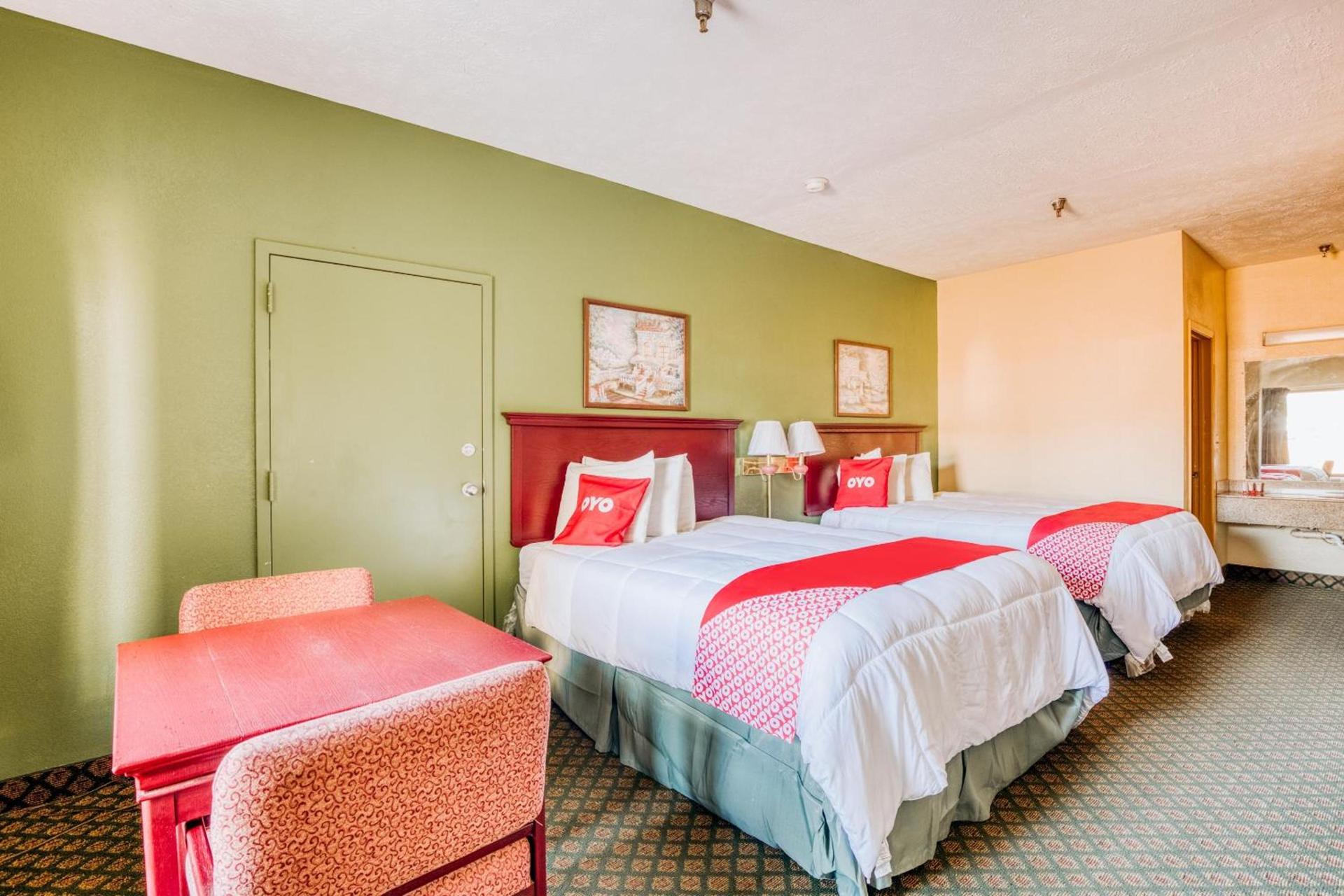 OYO Hotel Grenada West photo 42