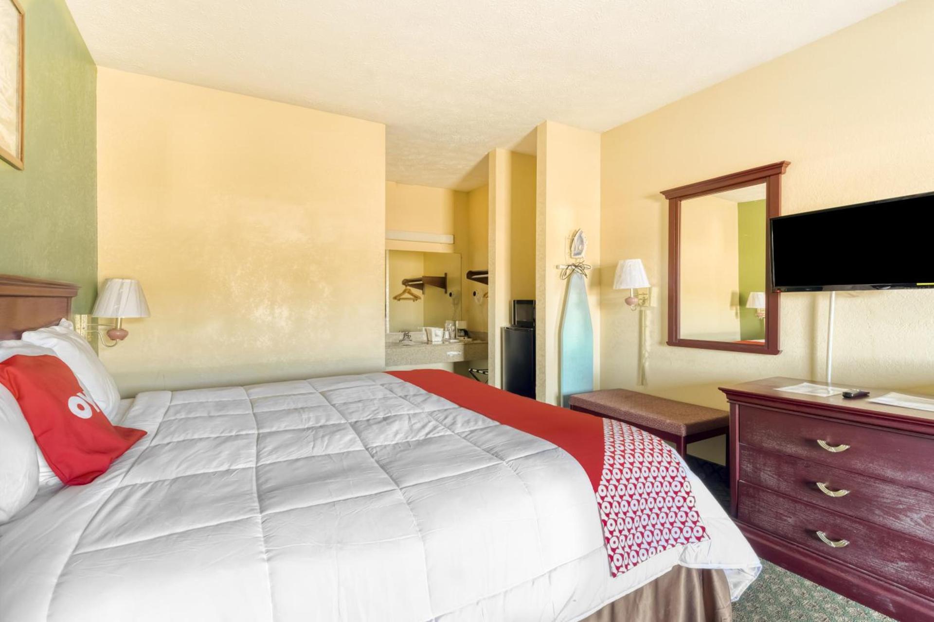 OYO Hotel Grenada West photo 51