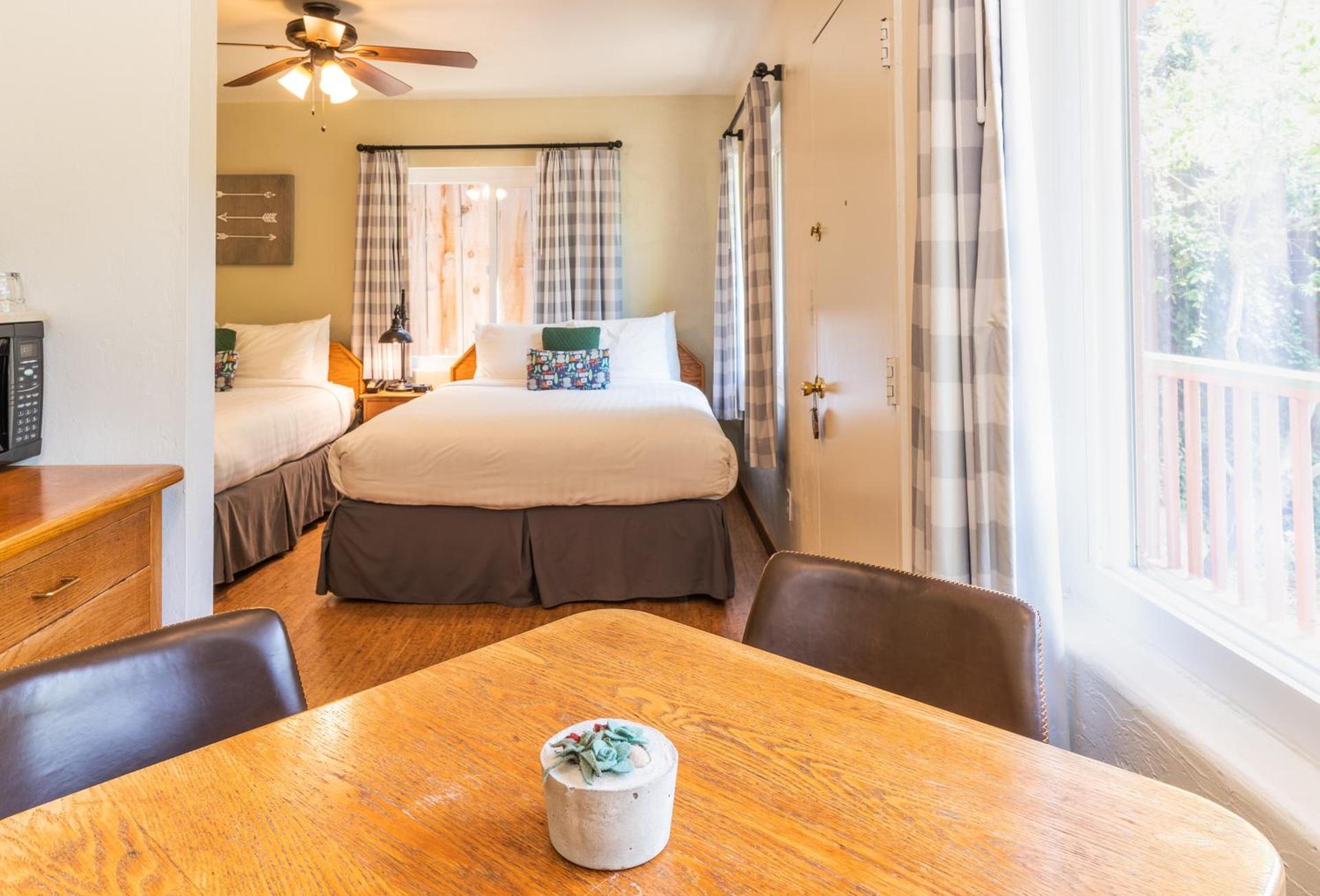 Buckeye Tree Lodge photo 39