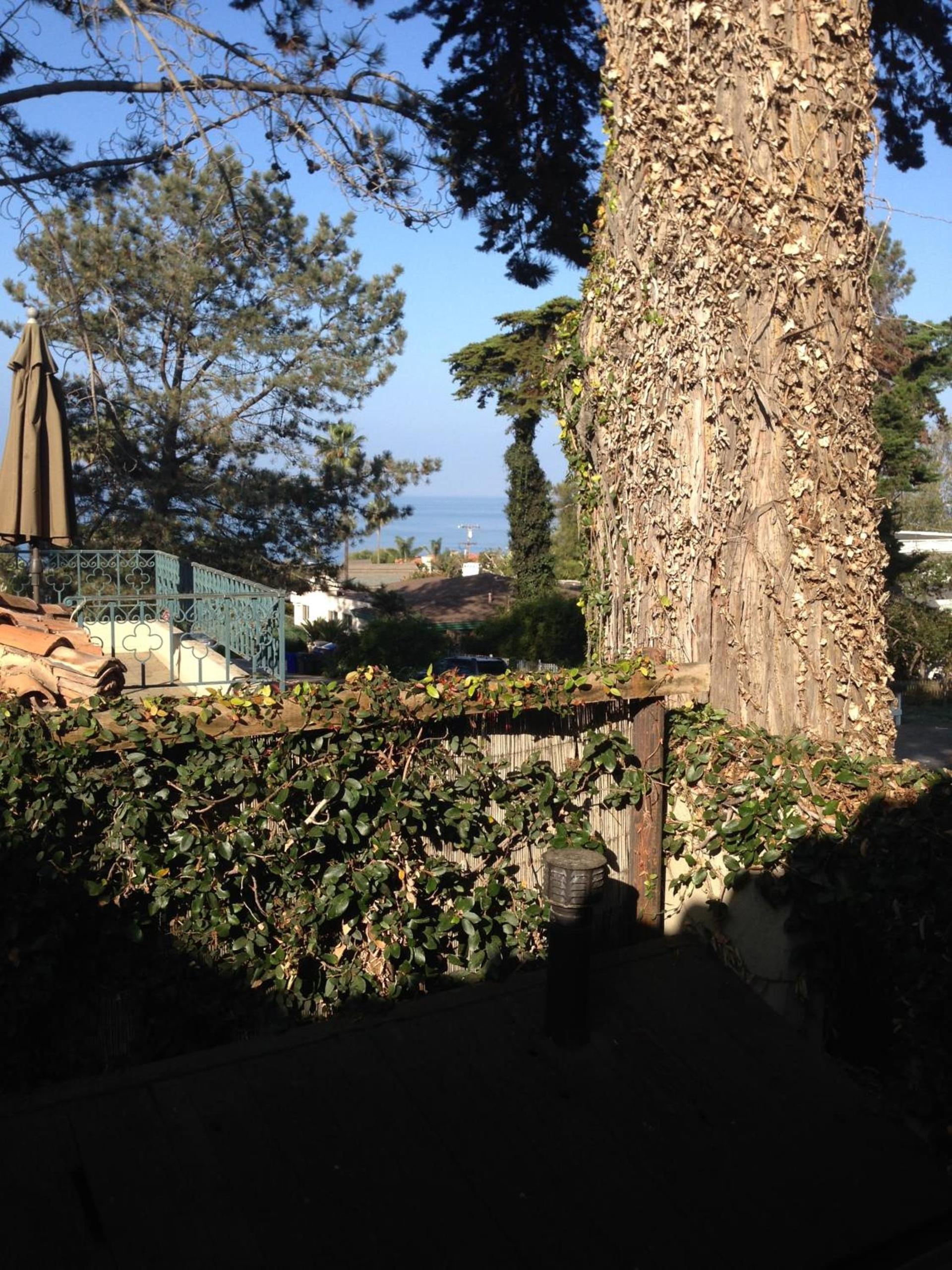 Les Artistes Inn photo 43
