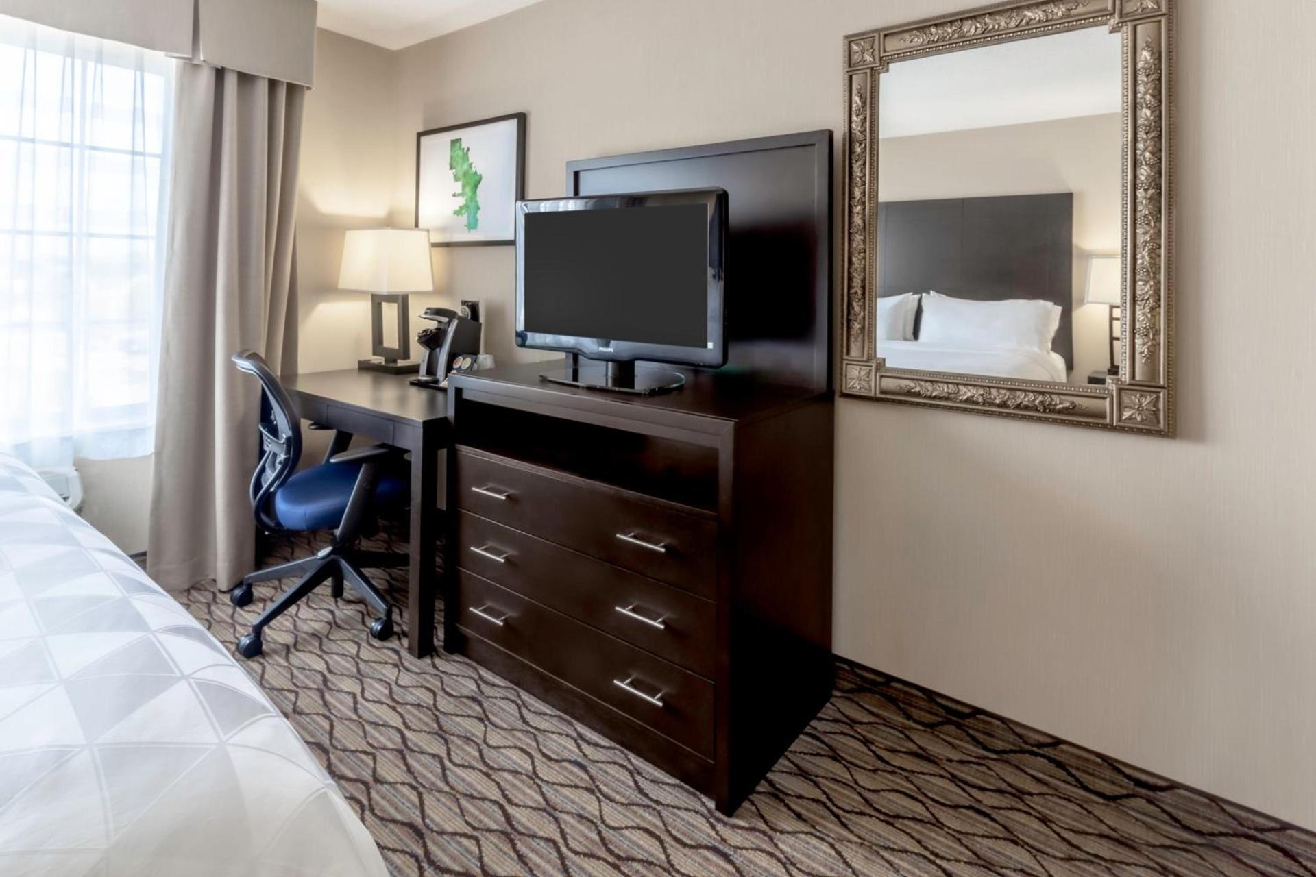 Holiday Inn Milwaukee Airport by IHG photo 20