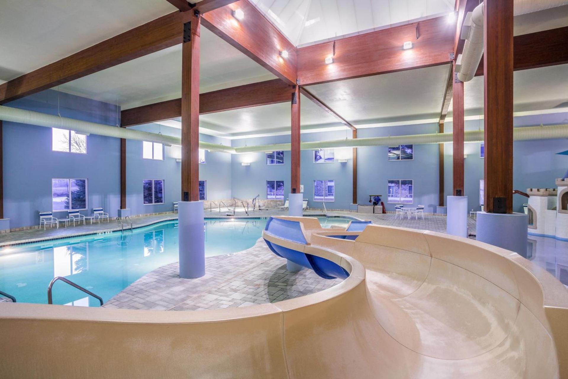 Holiday Inn Express Wisconsin Dells by IHG photo 41