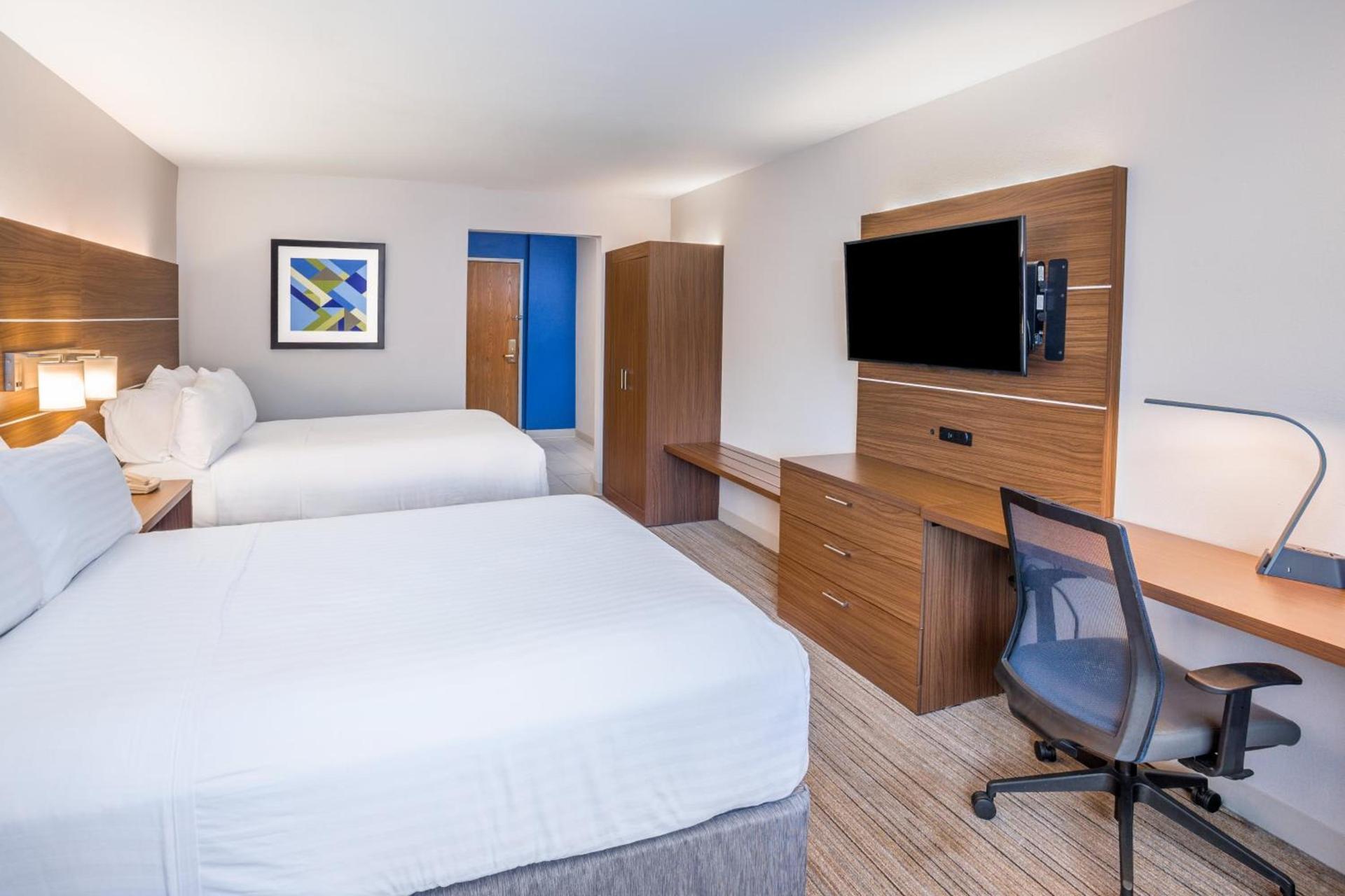 Holiday Inn Express Wisconsin Dells by IHG photo 49
