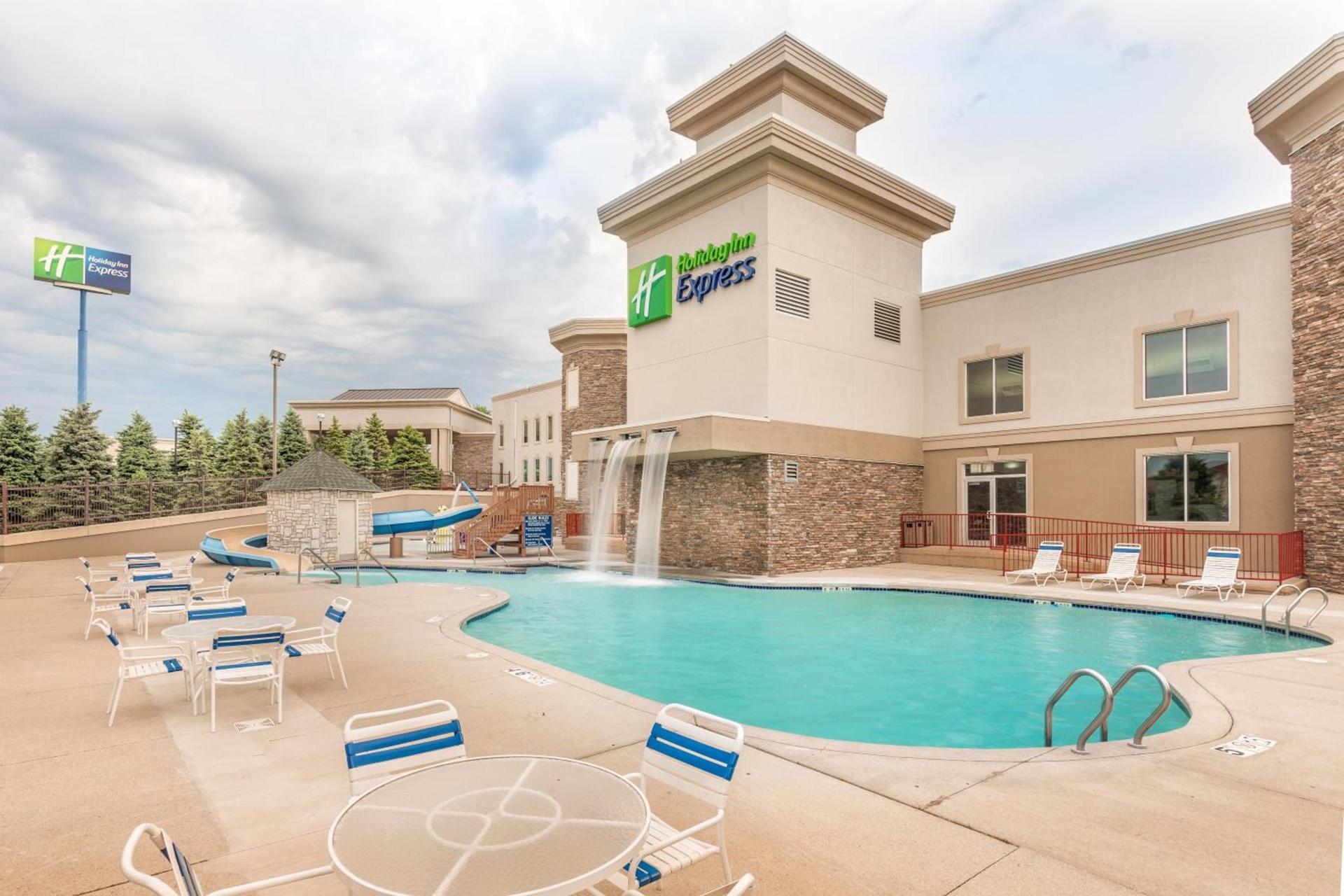 Holiday Inn Express Wisconsin Dells by IHG photo 21
