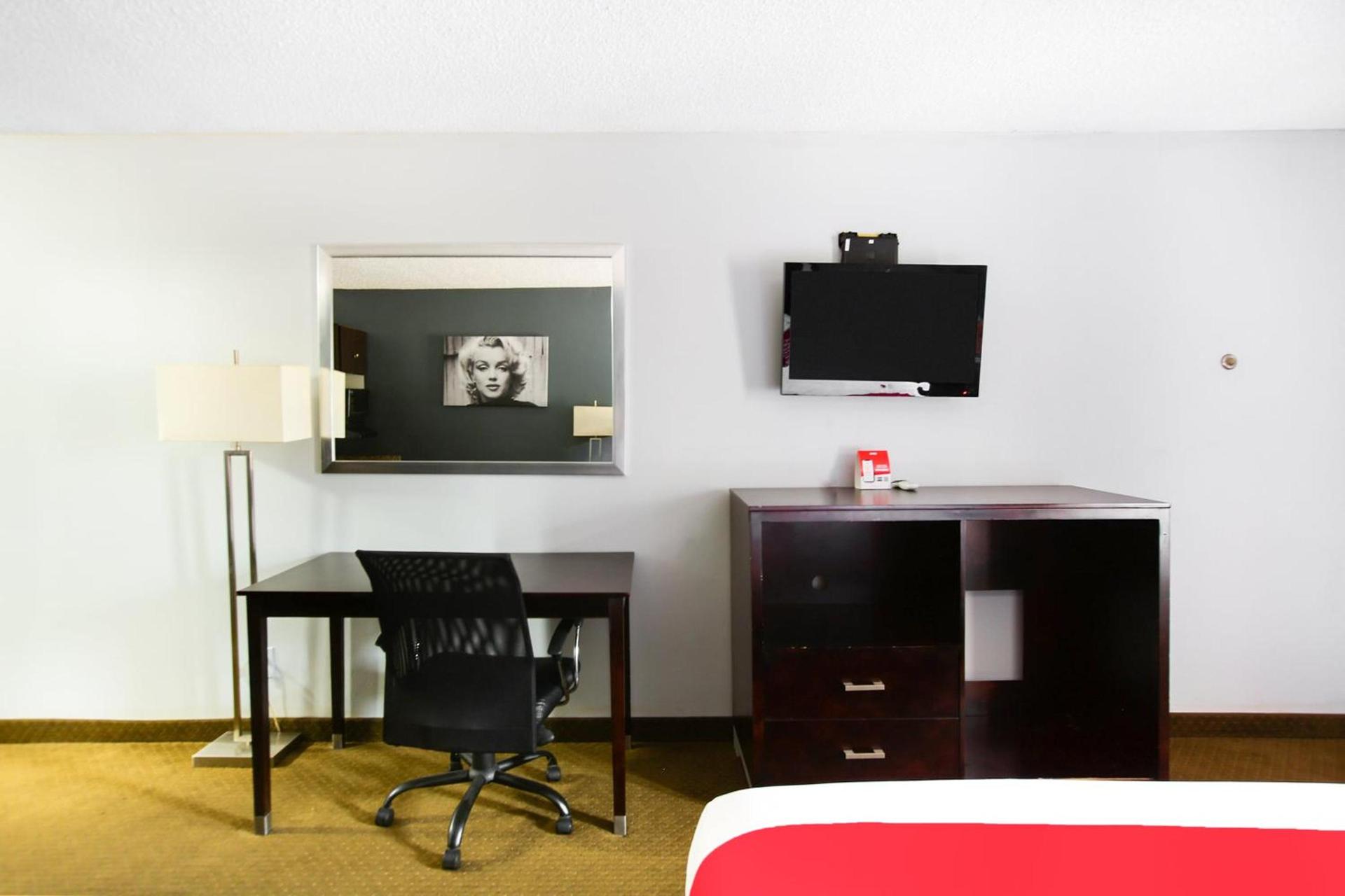 OYO Hotel Texarkana Trinity AR Hwy I-30 photo 12