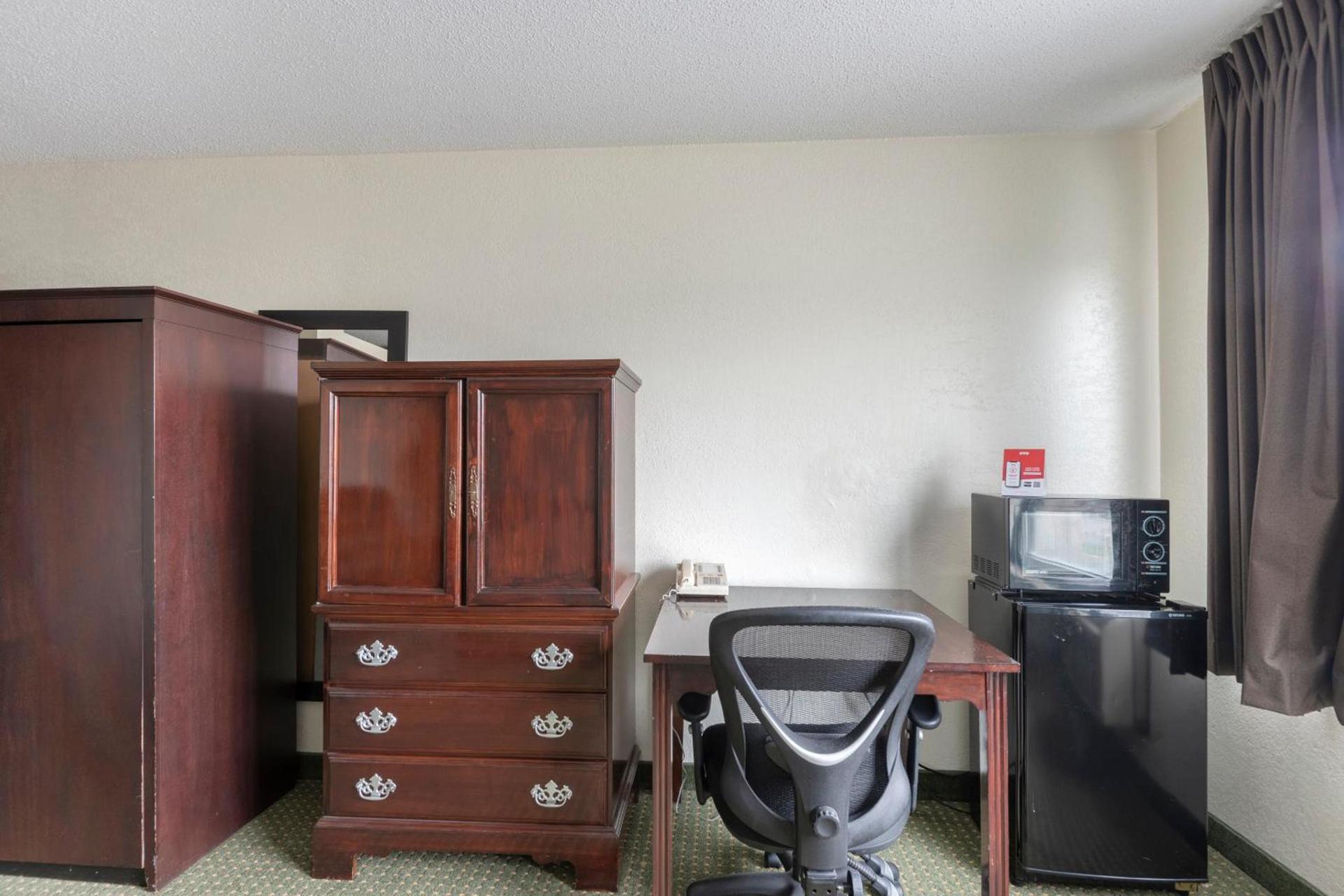 Econo Lodge Kannapolis - Concord photo 3