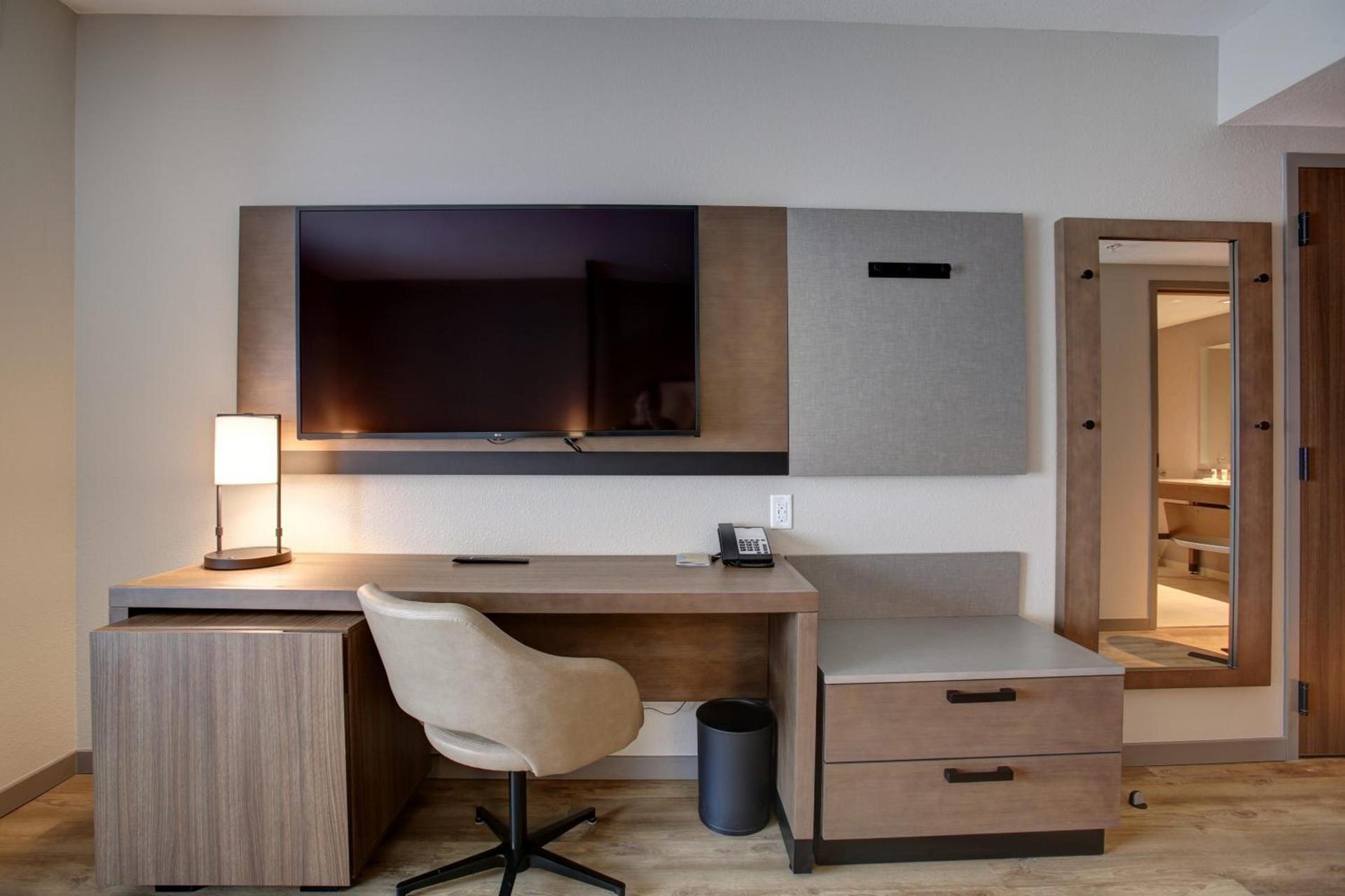 Hyatt Place at Wichita State University photo 30
