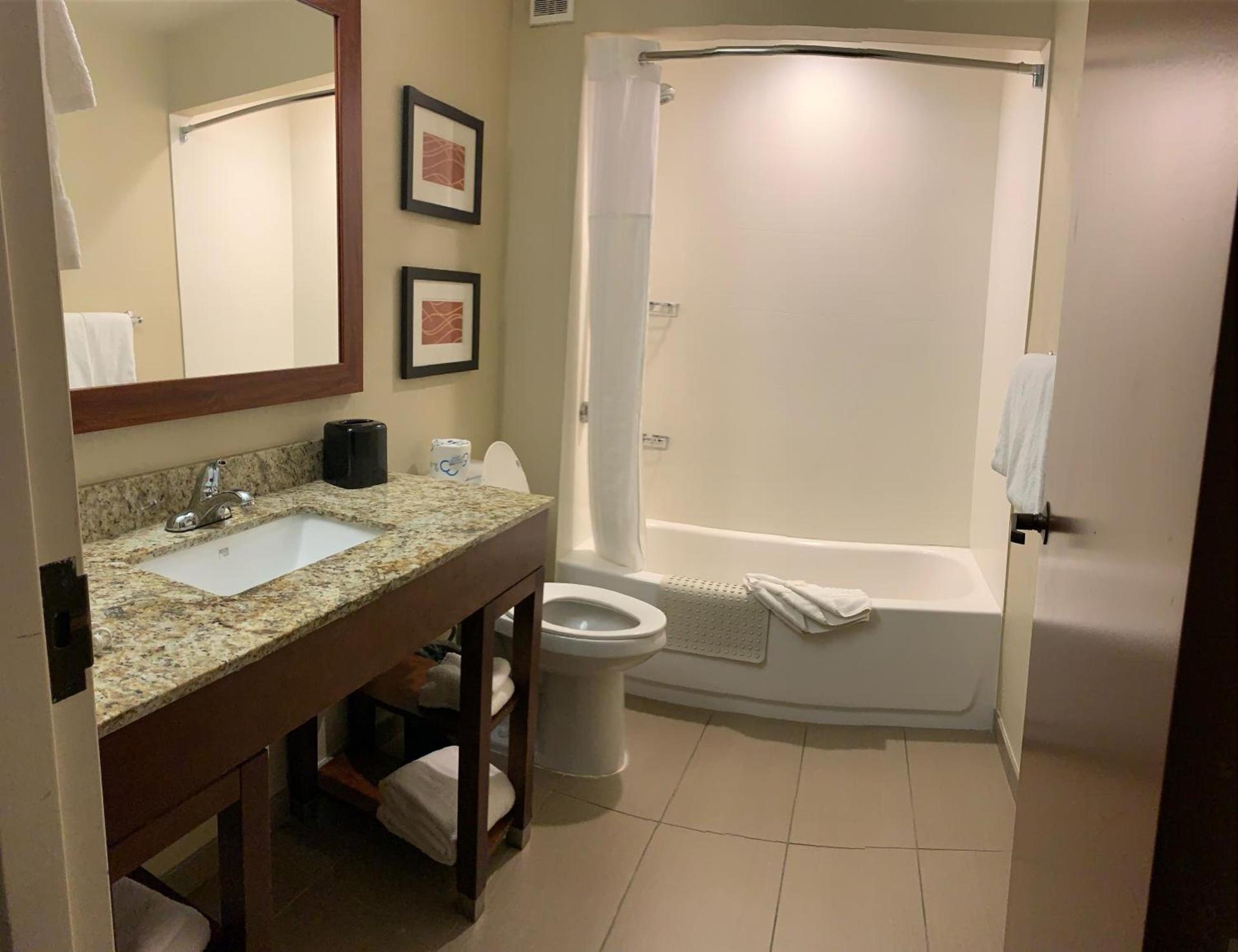Tollgate Inn photo 32