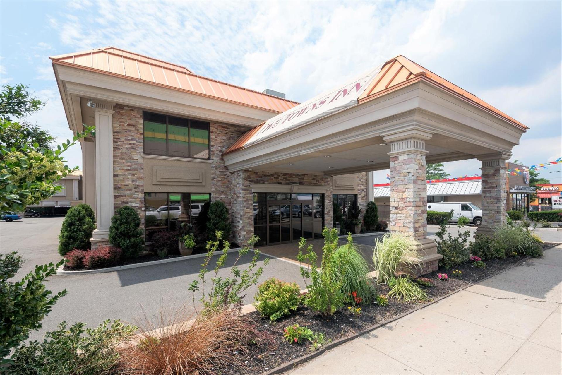 Five Towns Inn - JFK Airport photo 1
