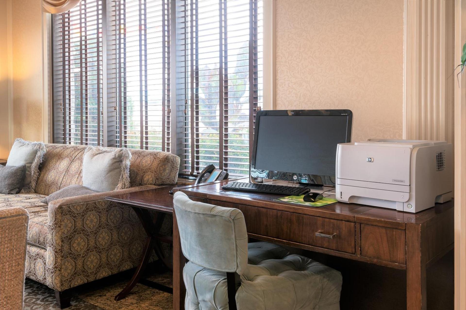 Five Towns Inn - JFK Airport photo 6
