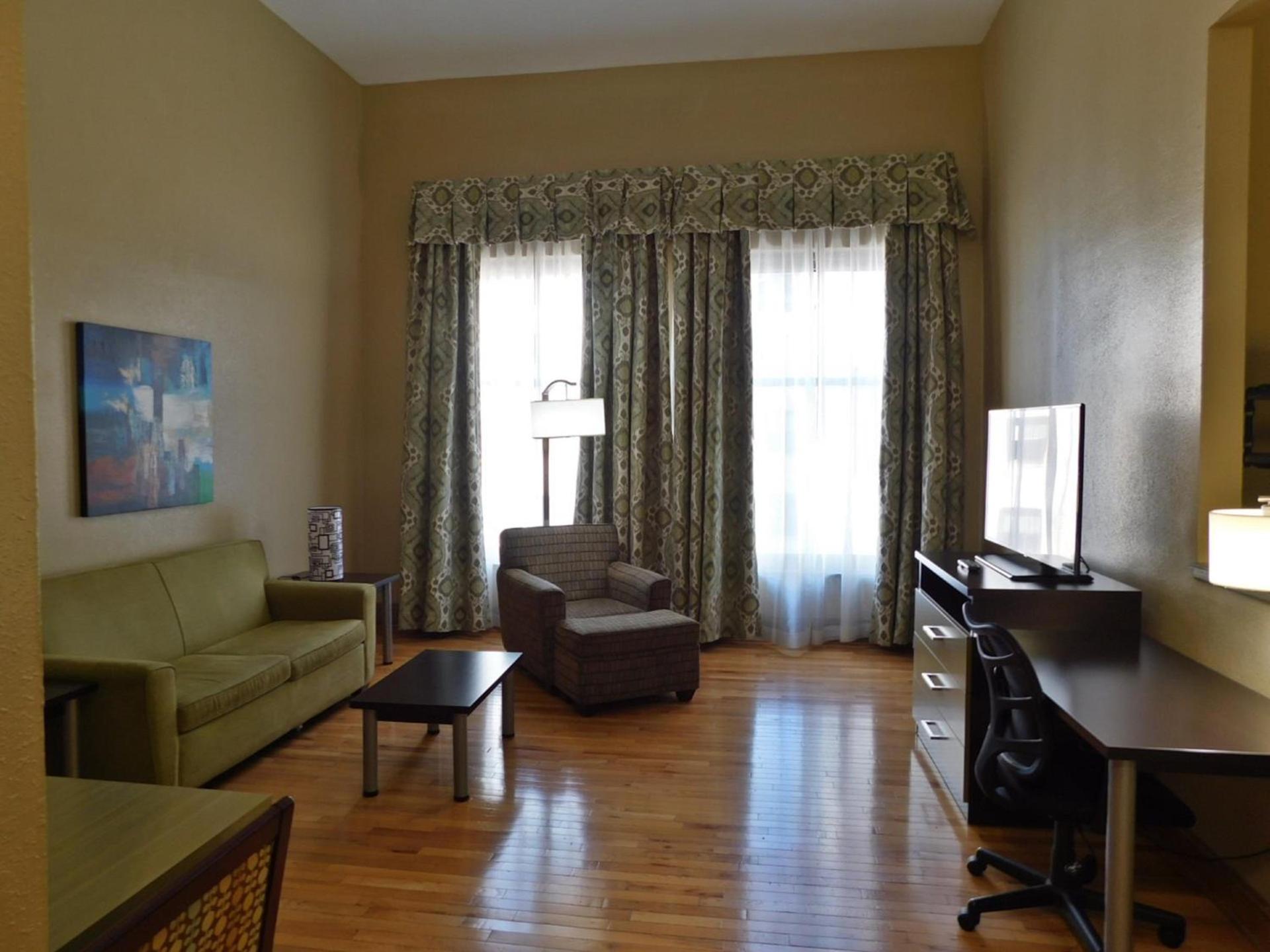 Holiday Inn Express Cleveland Downtown by IHG photo 32