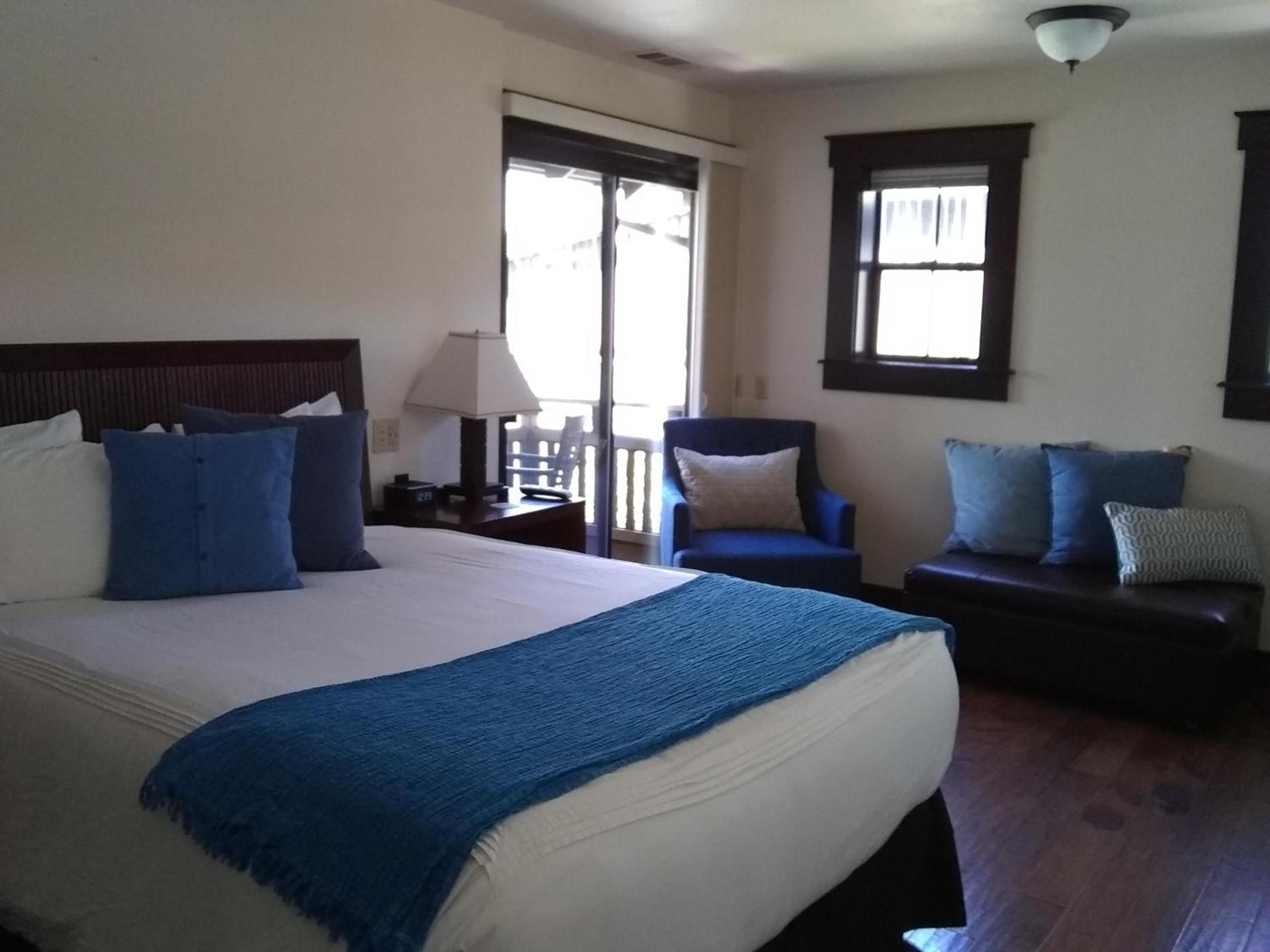 Noyo Harbor Inn photo 32