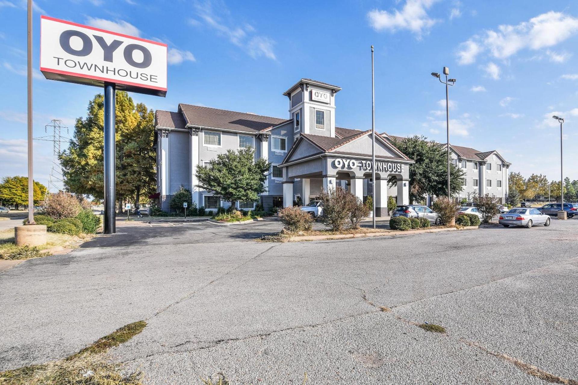 OYO Townhouse Oklahoma City Airport photo 88