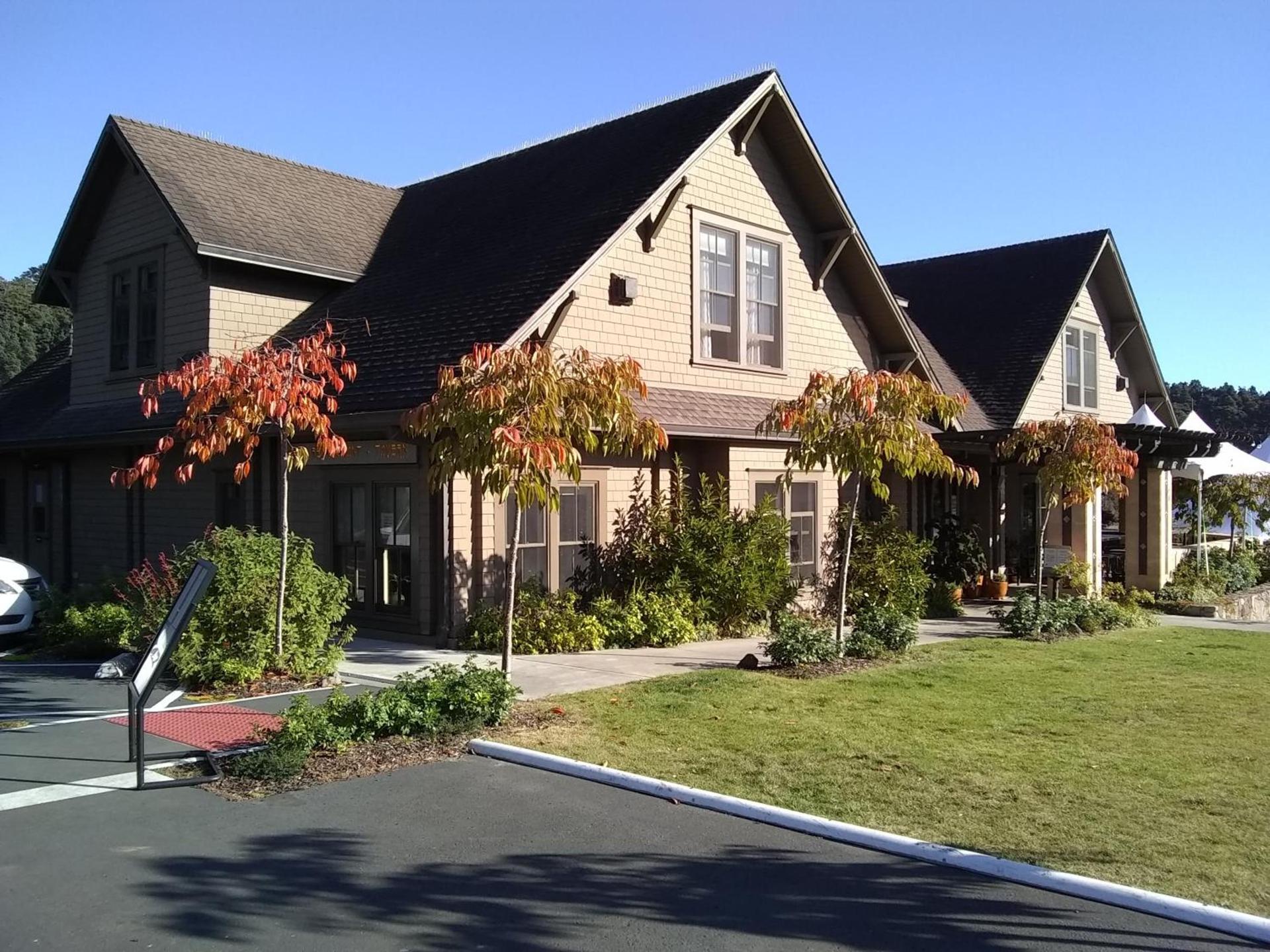 Noyo Harbor Inn photo 16