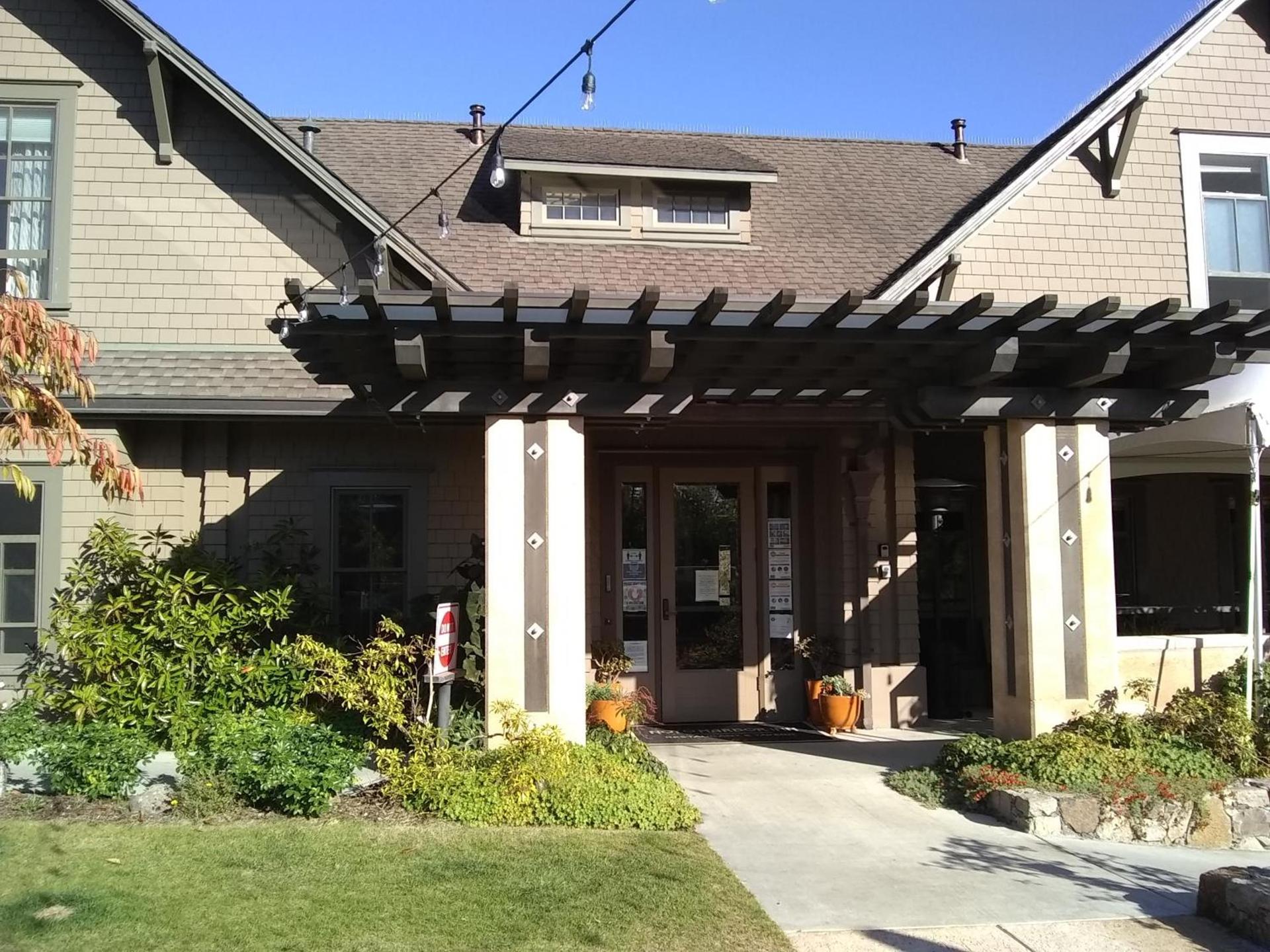 Noyo Harbor Inn photo 17