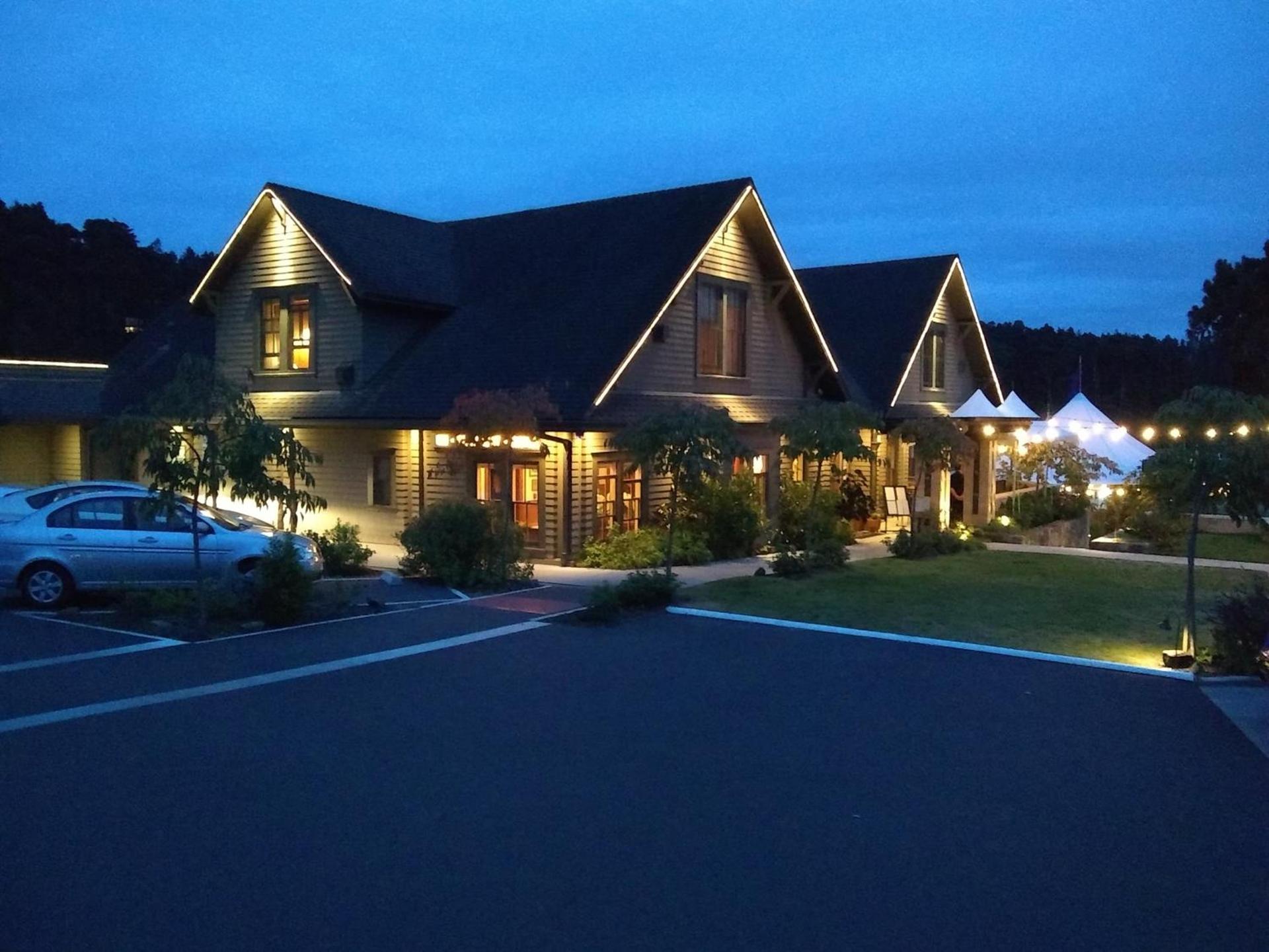Noyo Harbor Inn photo 19
