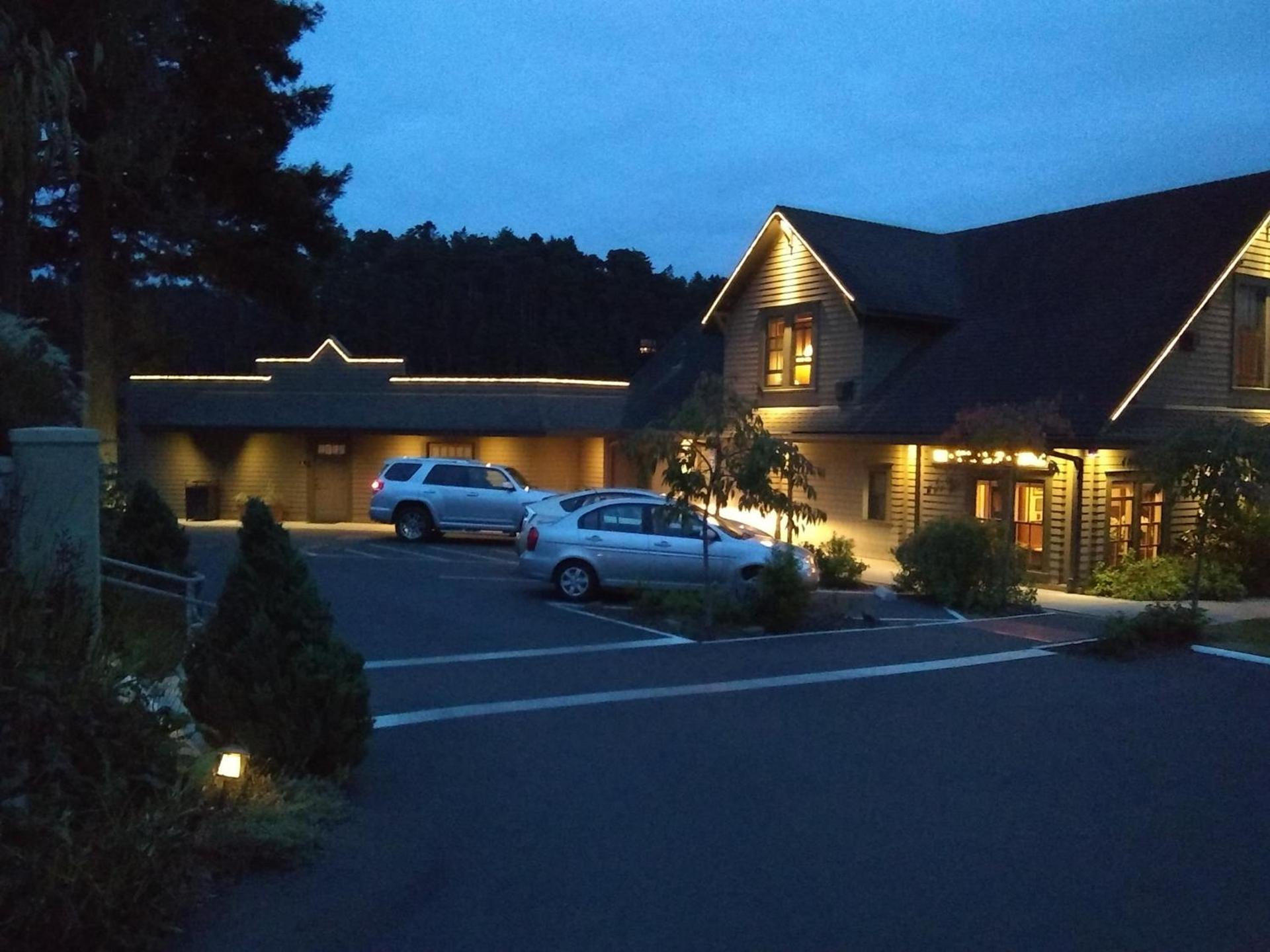 Noyo Harbor Inn photo 20