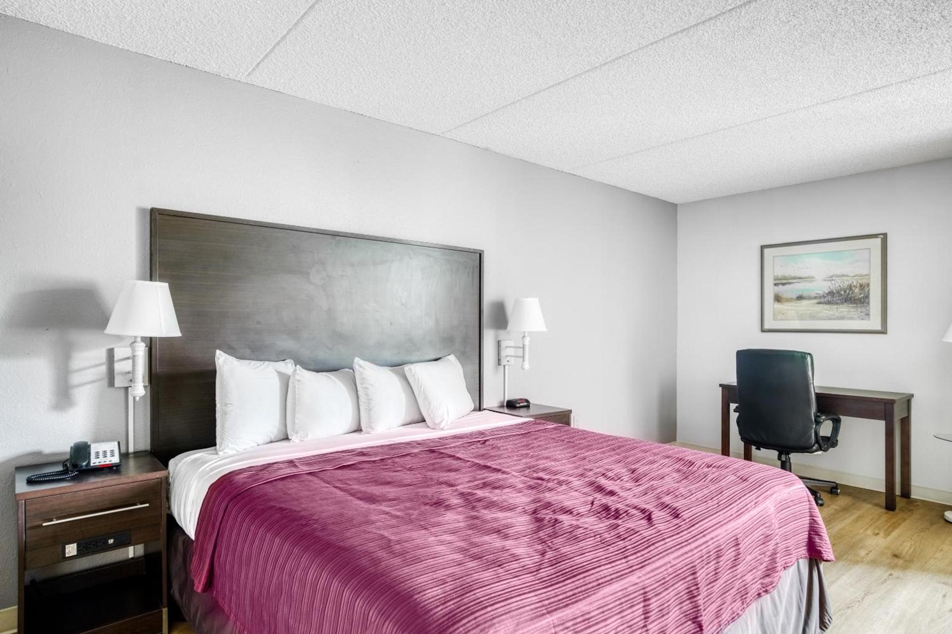 OYO Hotel Burlington South photo 35