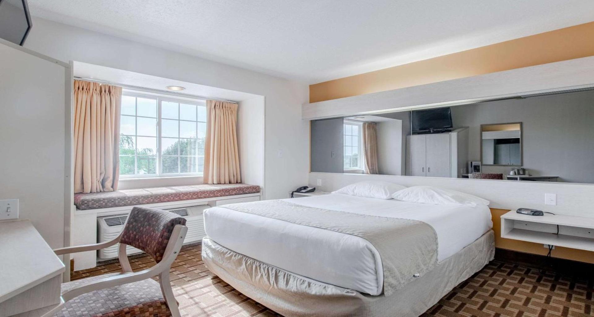 SureStay Hotel by Best Western Christiansburg Blacksburg photo 9