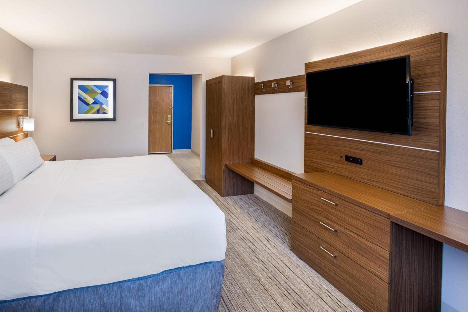 Holiday Inn Express Wisconsin Dells by IHG photo 37