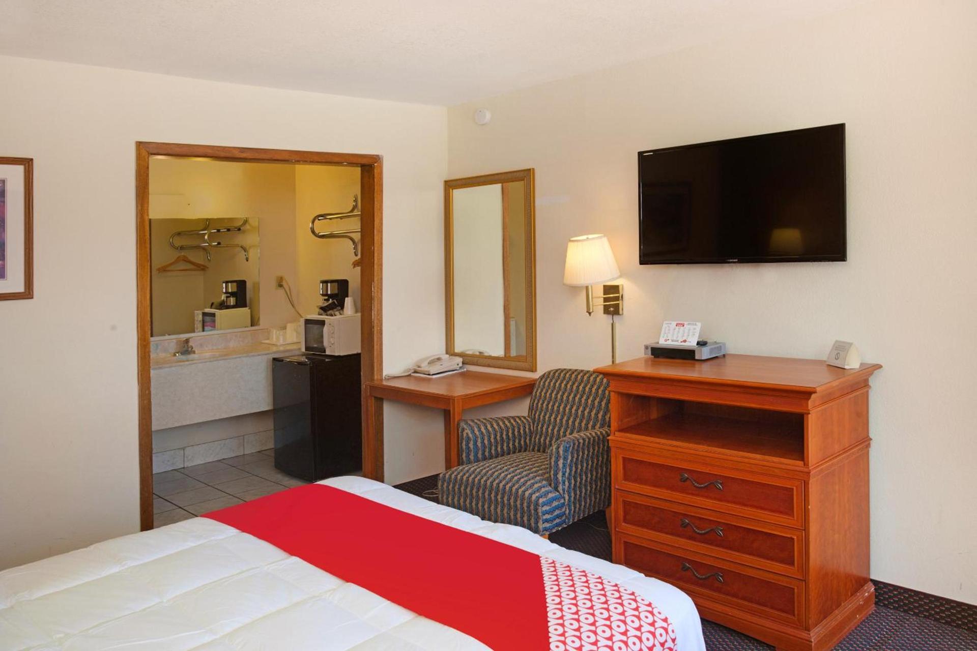 OYO Hotel Guymon OK US-54 photo 18