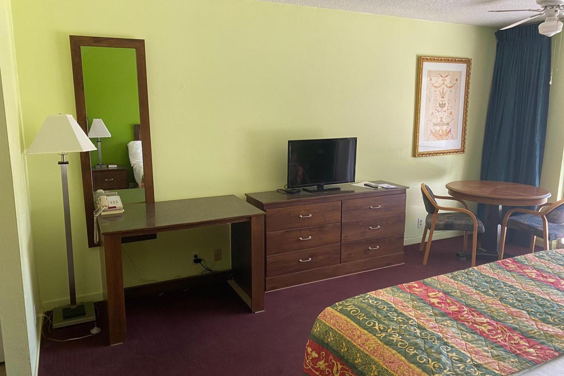 OYO Hotel Yuma AZ Desert Grove photo 27