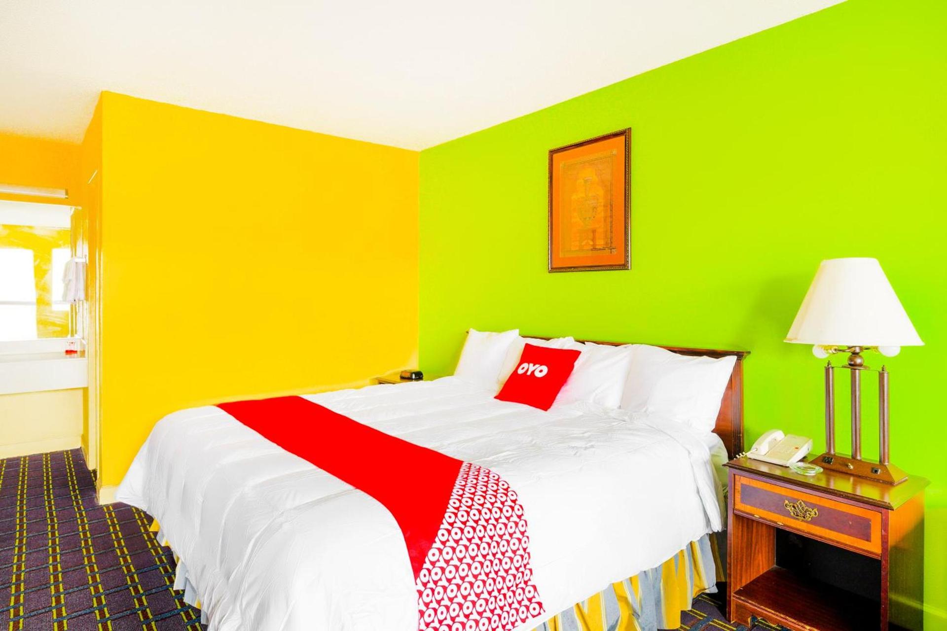 OYO Hotel Williamston photo 40