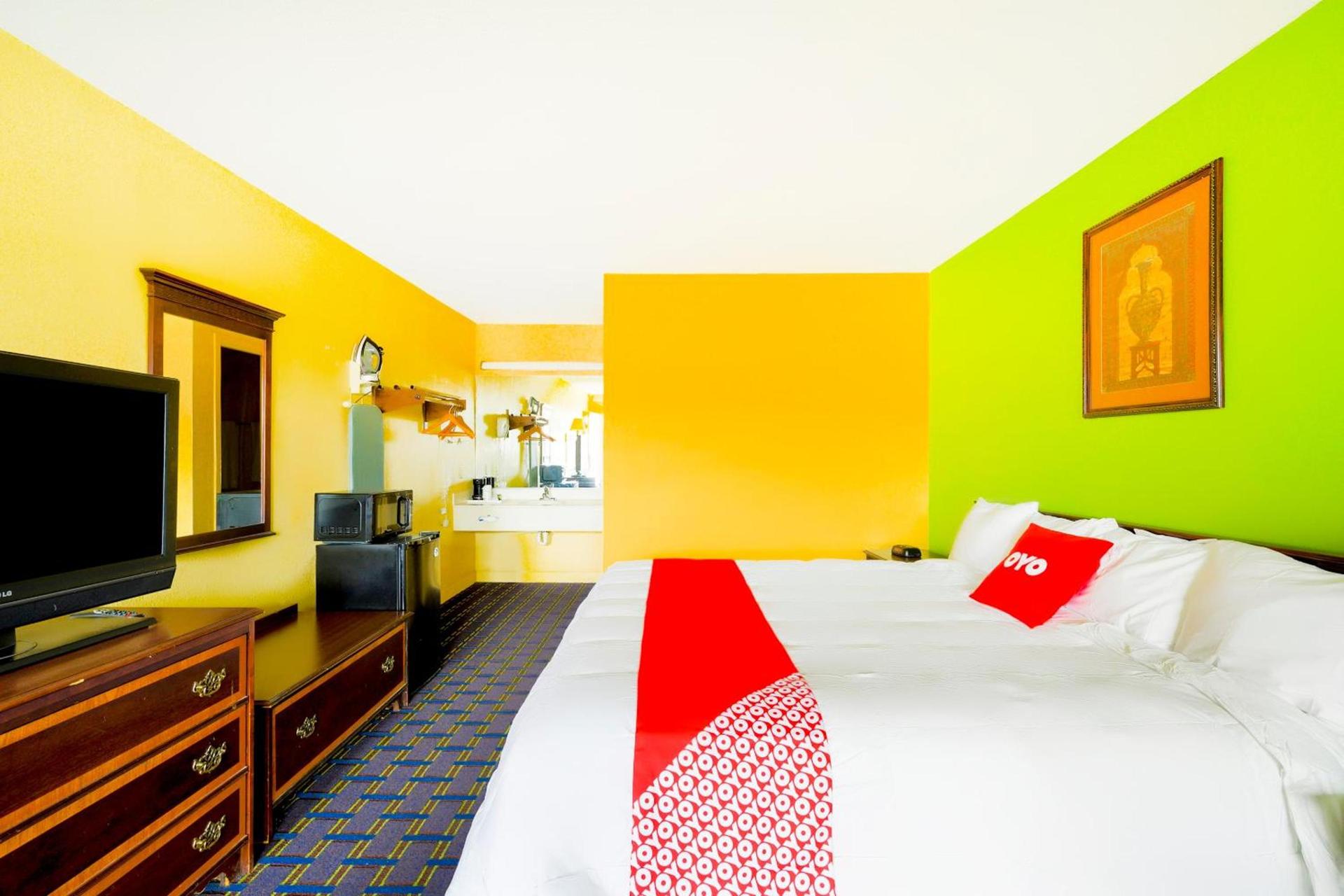OYO Hotel Williamston photo 39
