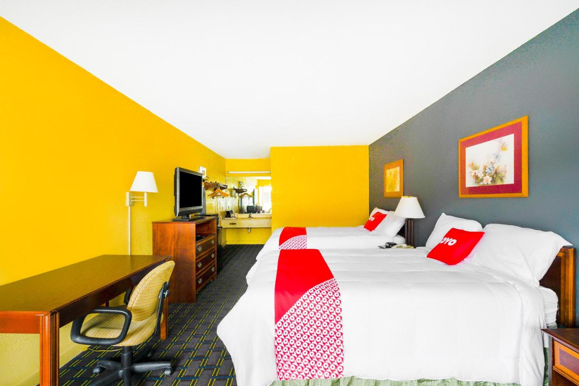 OYO Hotel Williamston photo 20