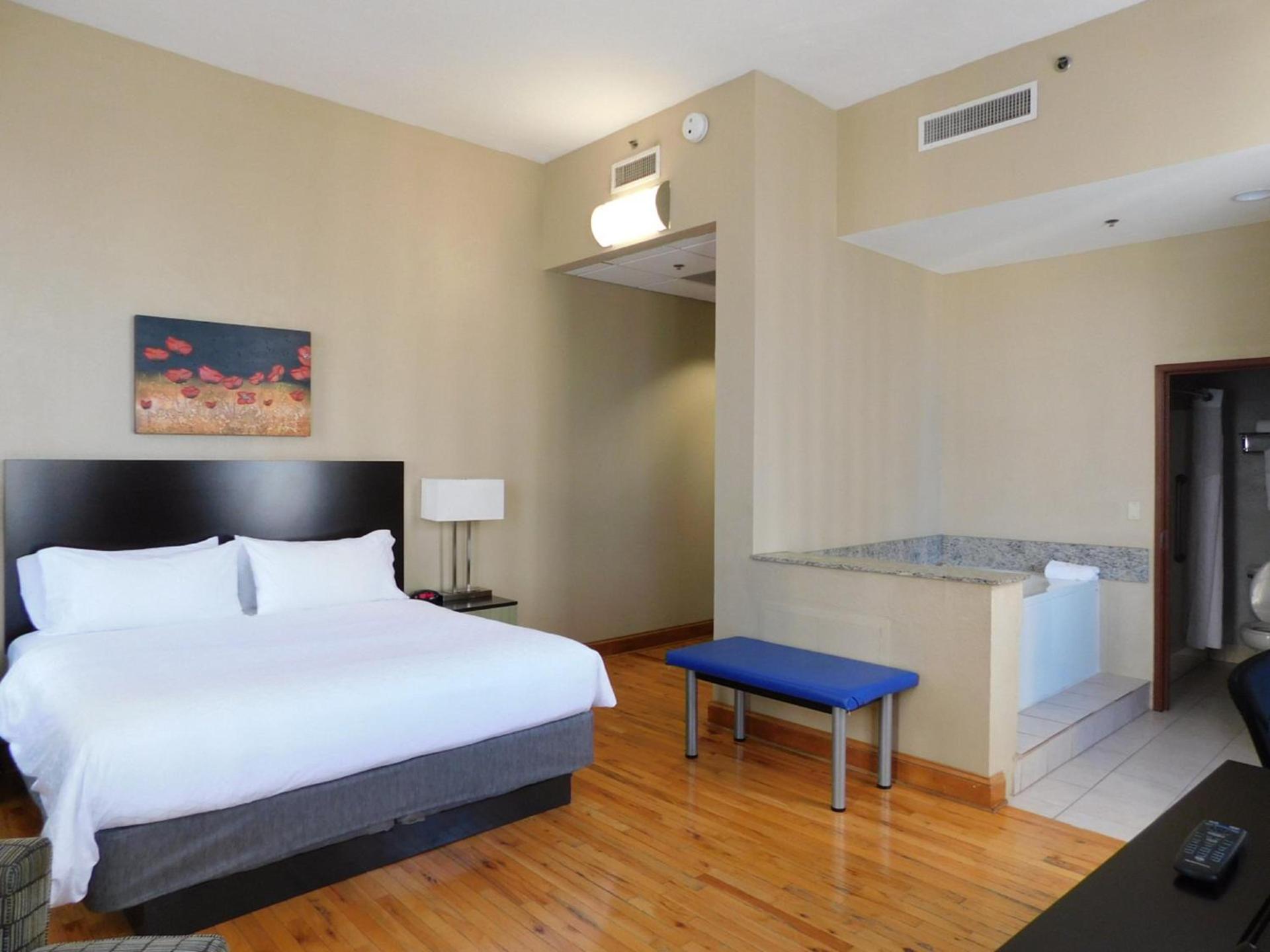 Holiday Inn Express Cleveland Downtown by IHG photo 35