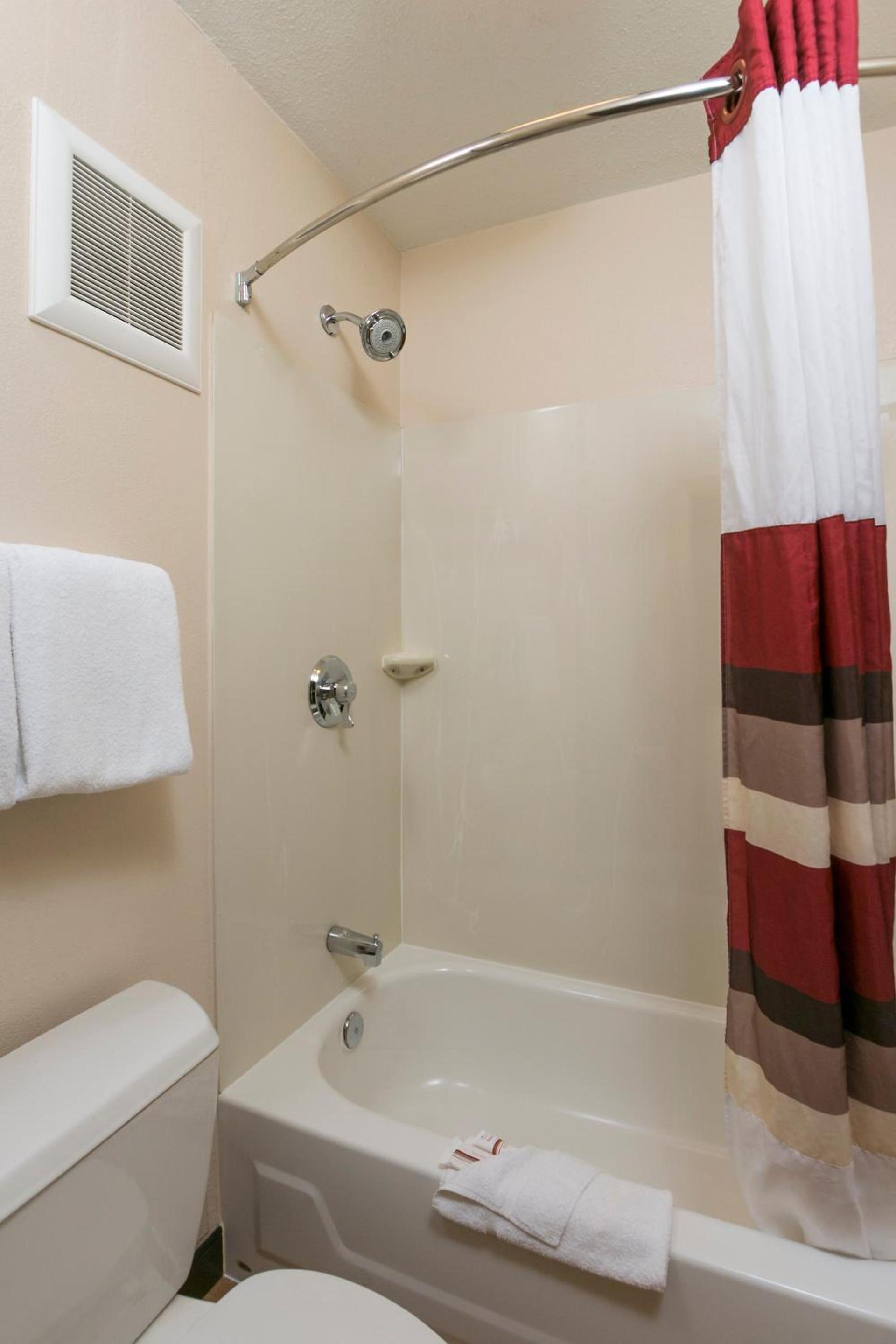 Red Roof Inn St George, SC photo 30