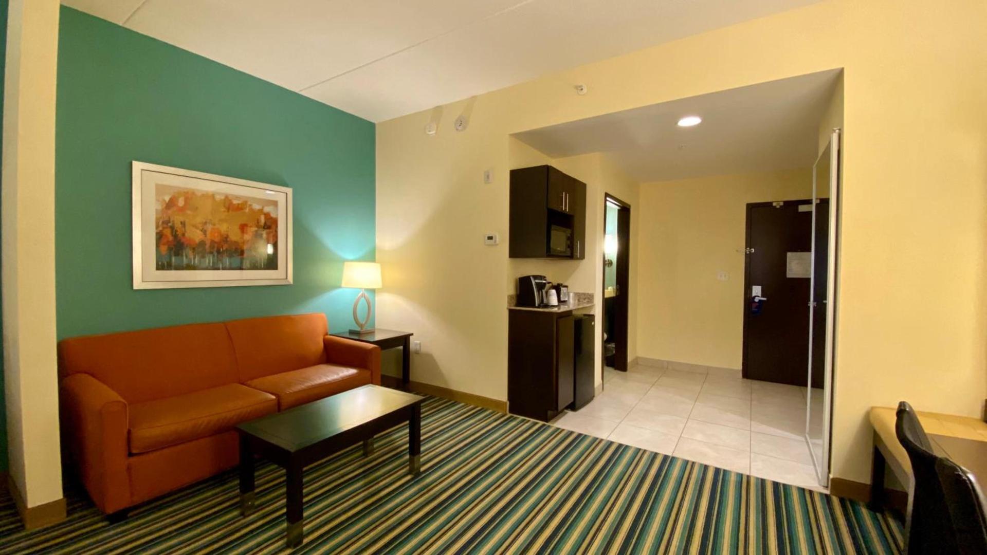 Holiday Inn Express Hotel & Suites Orlando East-UCF Area by IHG photo 42