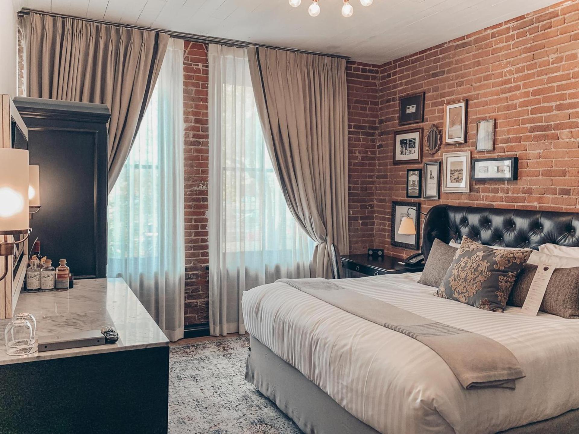 The Charmant Hotel photo 32