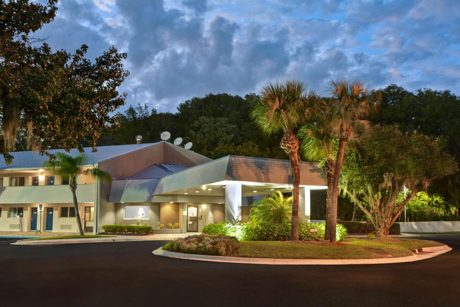 Studio 6 Extended Stay - Jacksonville, FL - Baymeadows photo 11