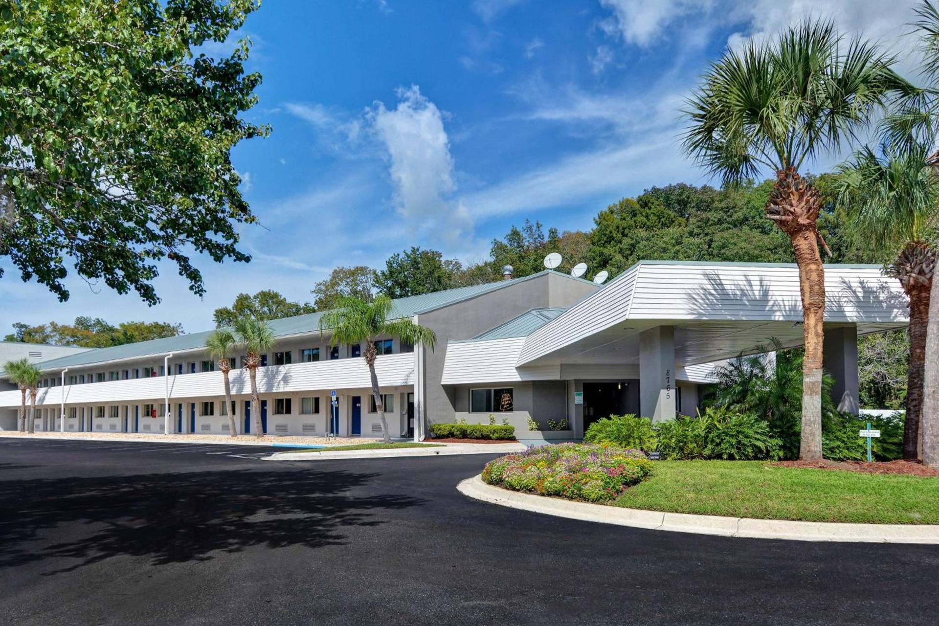 Studio 6 Extended Stay - Jacksonville, FL - Baymeadows photo 1