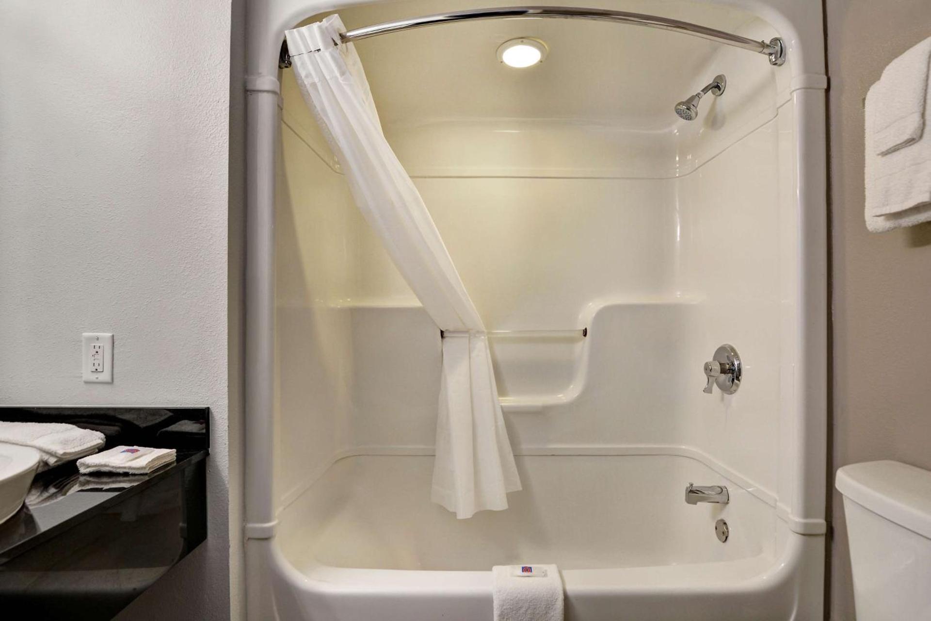 Studio 6 Extended Stay - Jacksonville, FL - Baymeadows photo 25