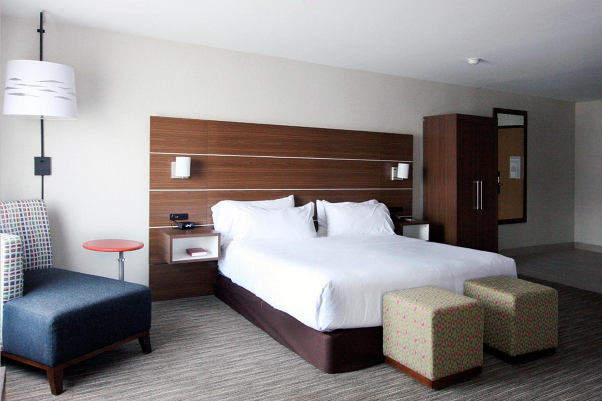 Holiday Inn Express Branford-New Haven by IHG photo 25