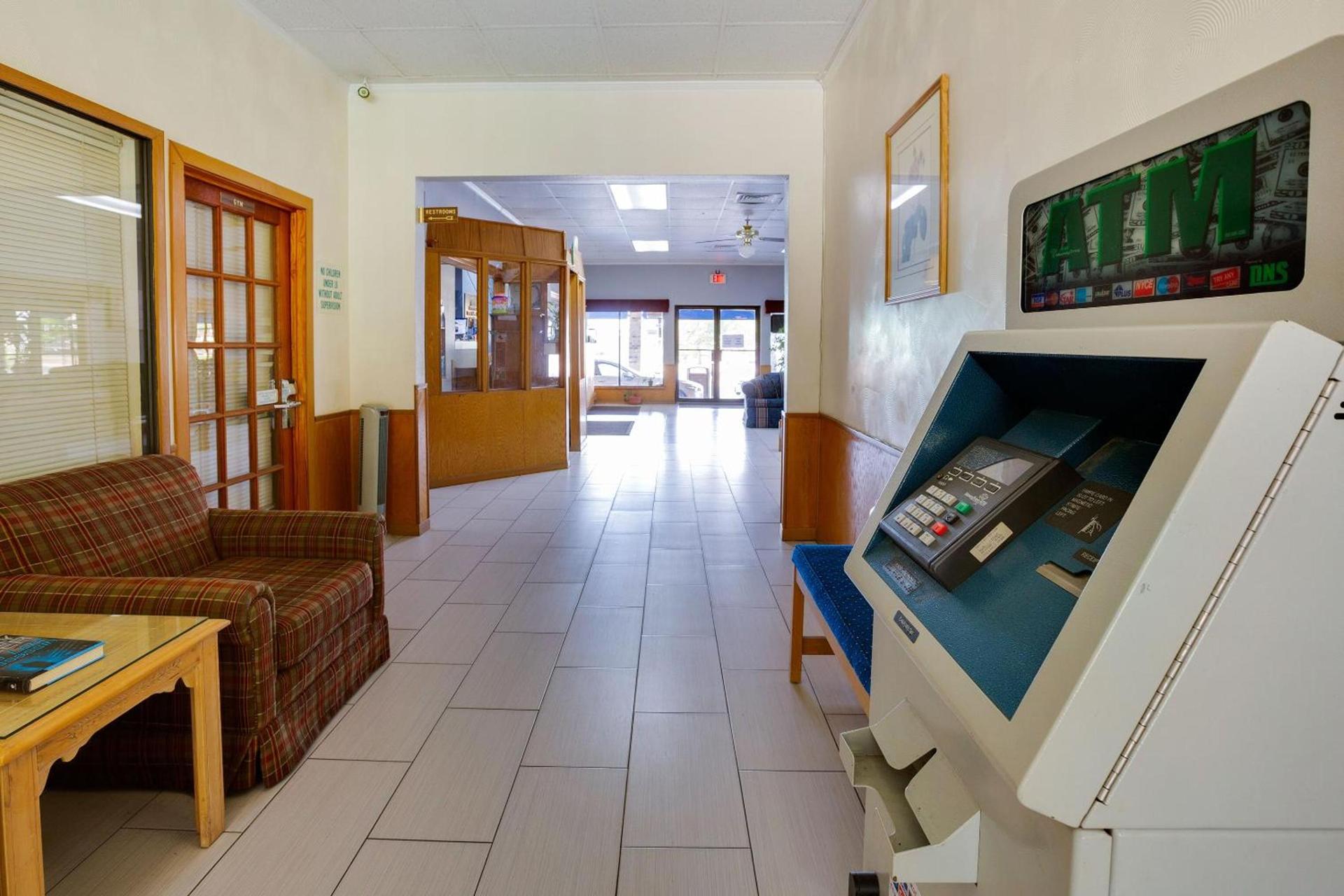 OYO Hotel Tyler Lindale photo 40