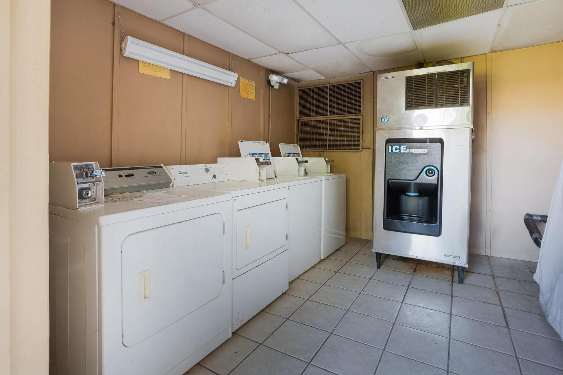 OYO Hotel Tyler Lindale photo 35