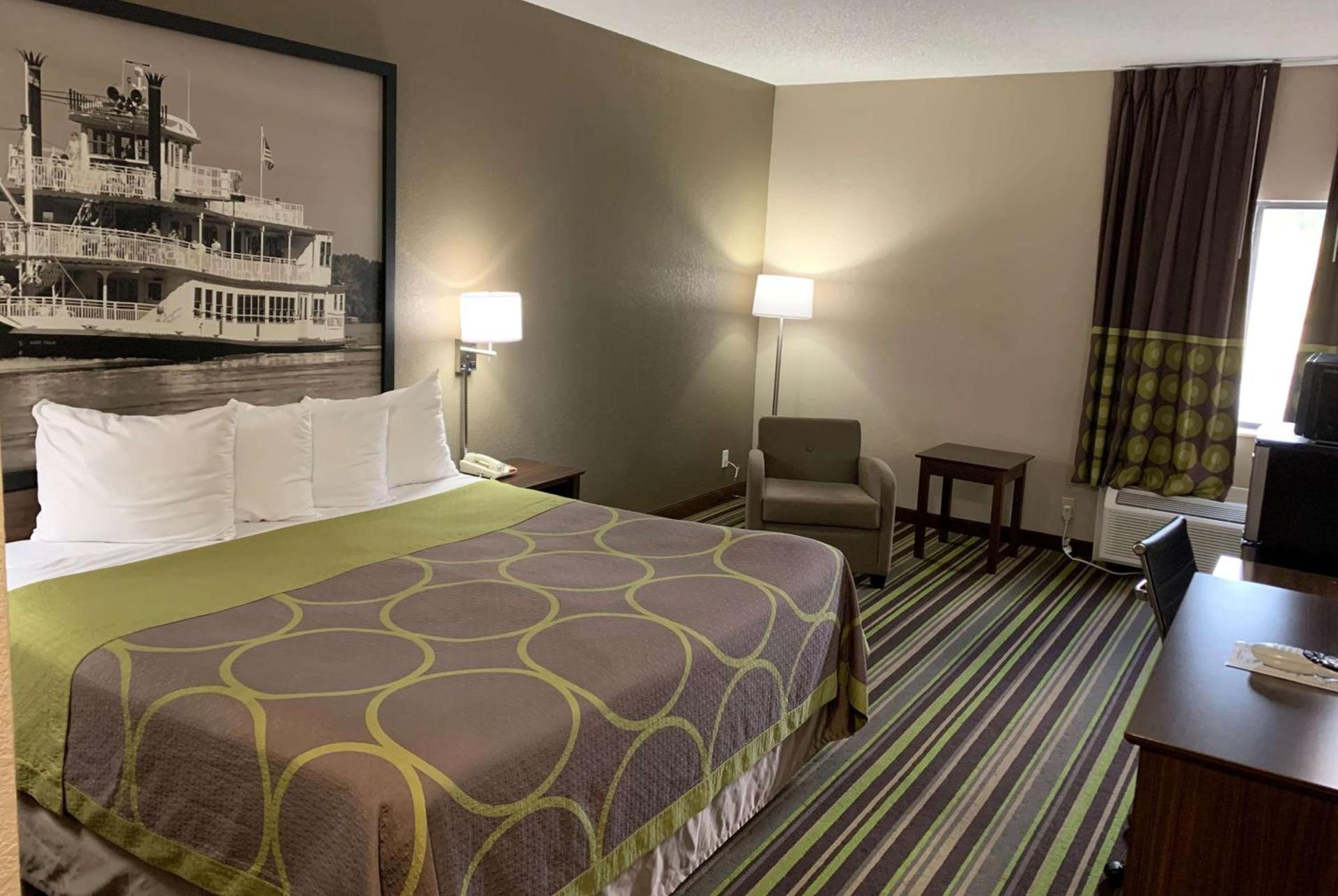 Super 8 by Wyndham Hernando photo 47
