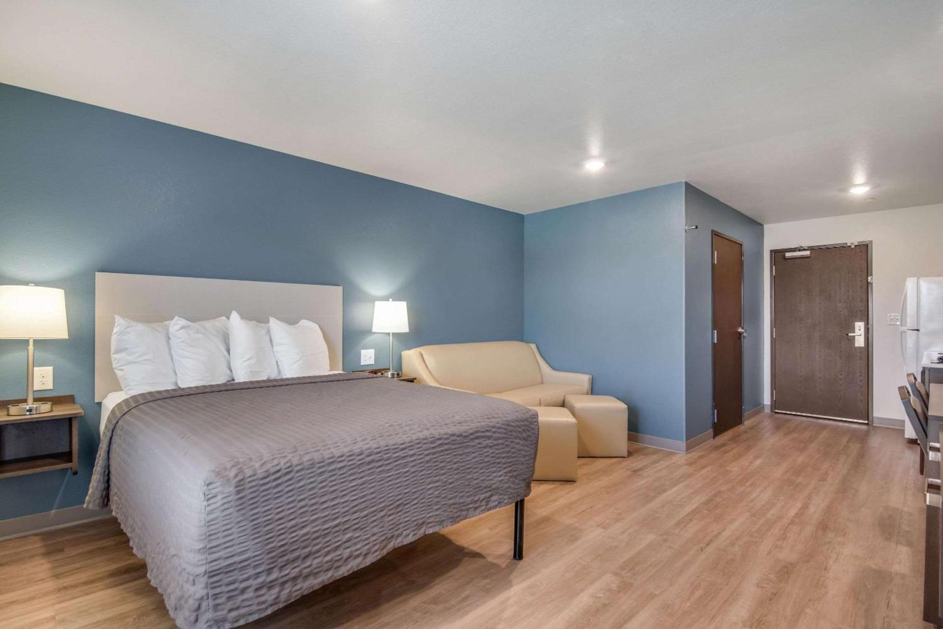 WoodSpring Suites Fort Mill photo 16
