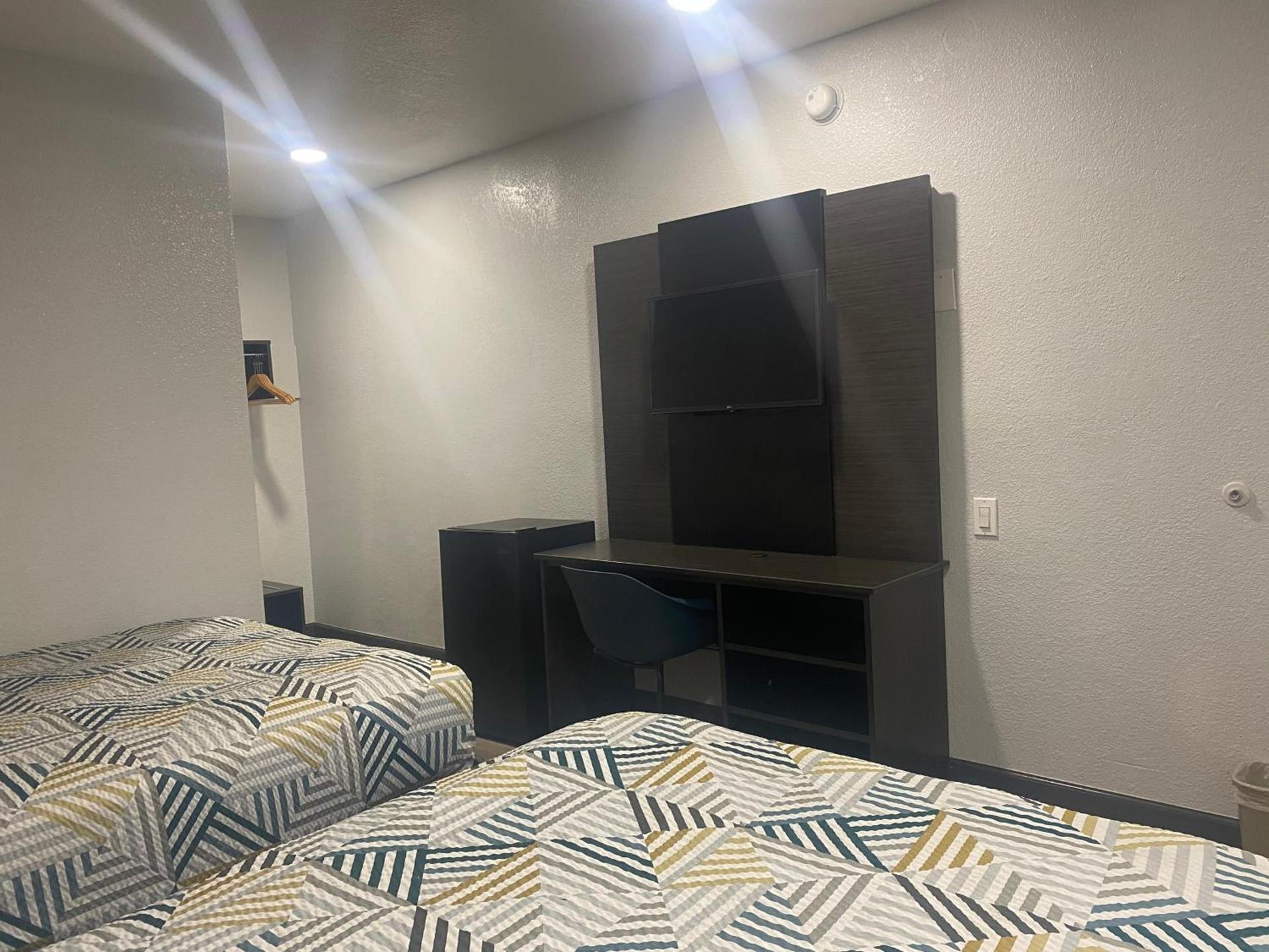 Motel 6-San Bernardino, CA - South photo 31