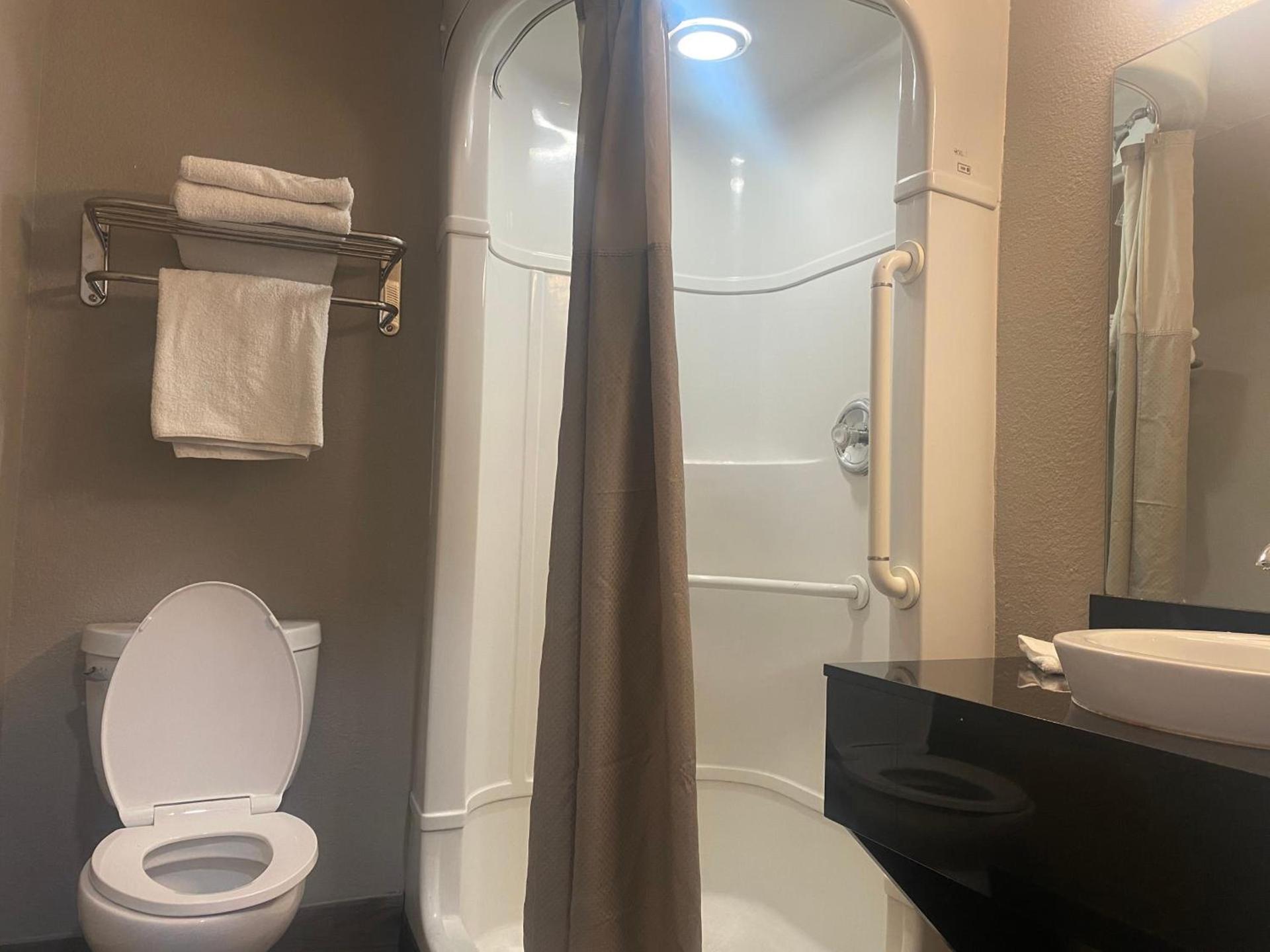 Motel 6-San Bernardino, CA - South photo 36