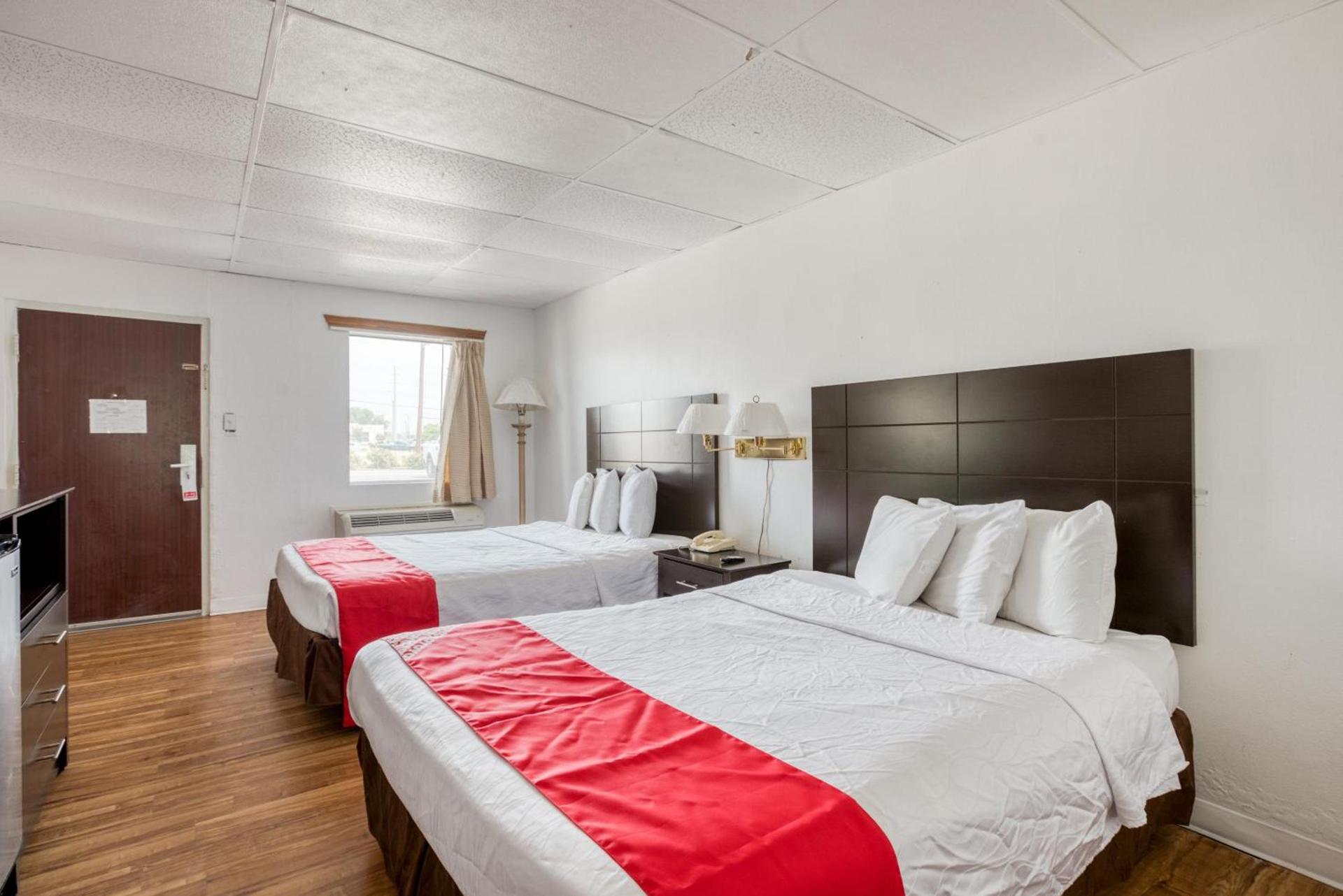 OYO Hotel San Antonio Lackland Air Force Base West photo 68