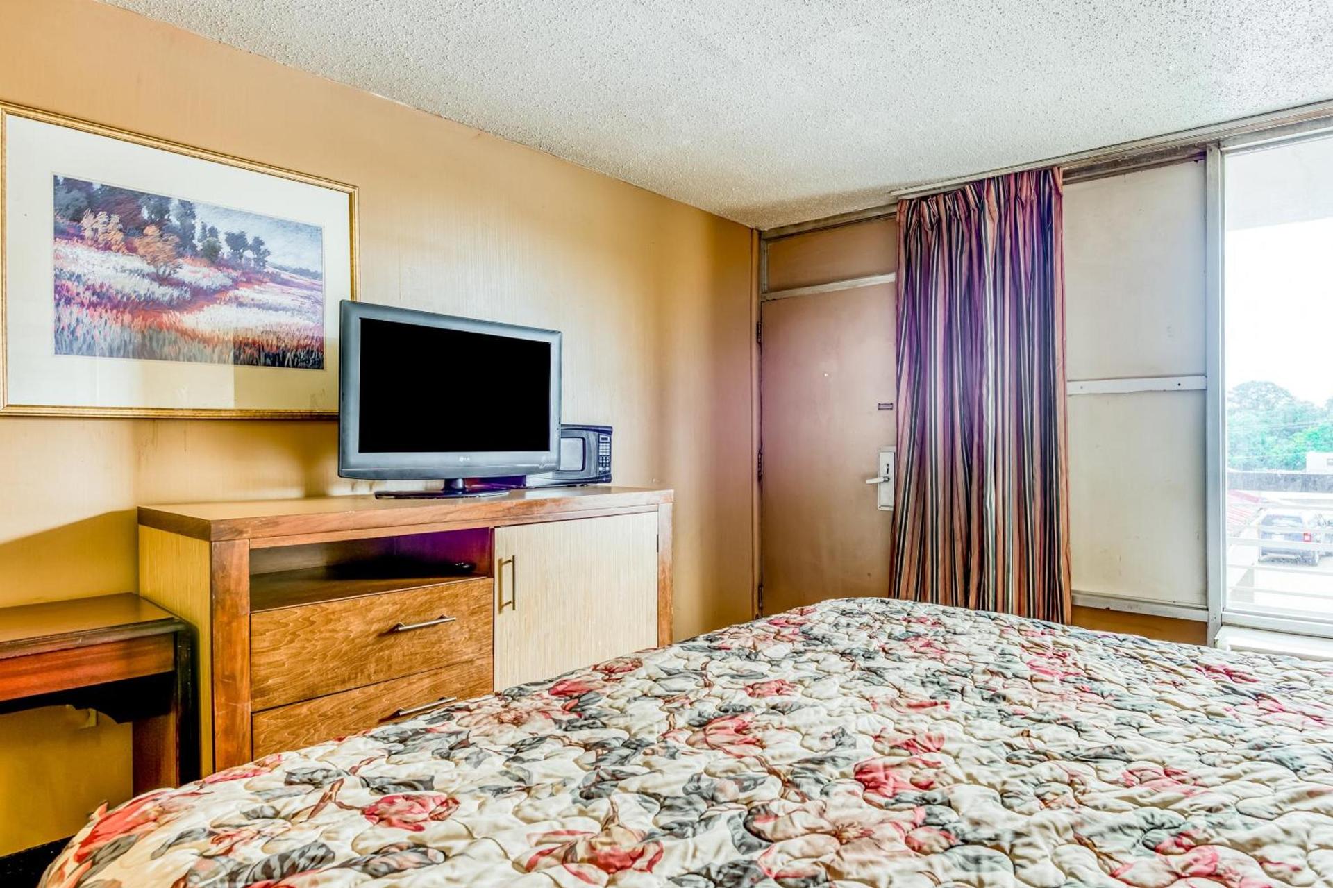 OYO Hotel Jackson North I-55 photo 70